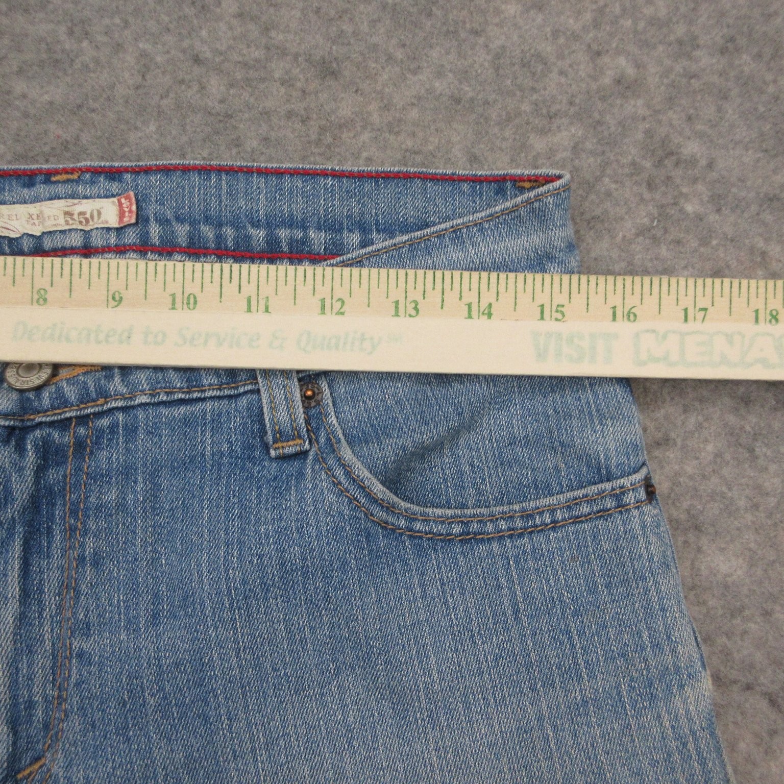 Levi’s 550 Jeans Women’s Size 8 Medium Light Wash Relaxed Tapered Stretch