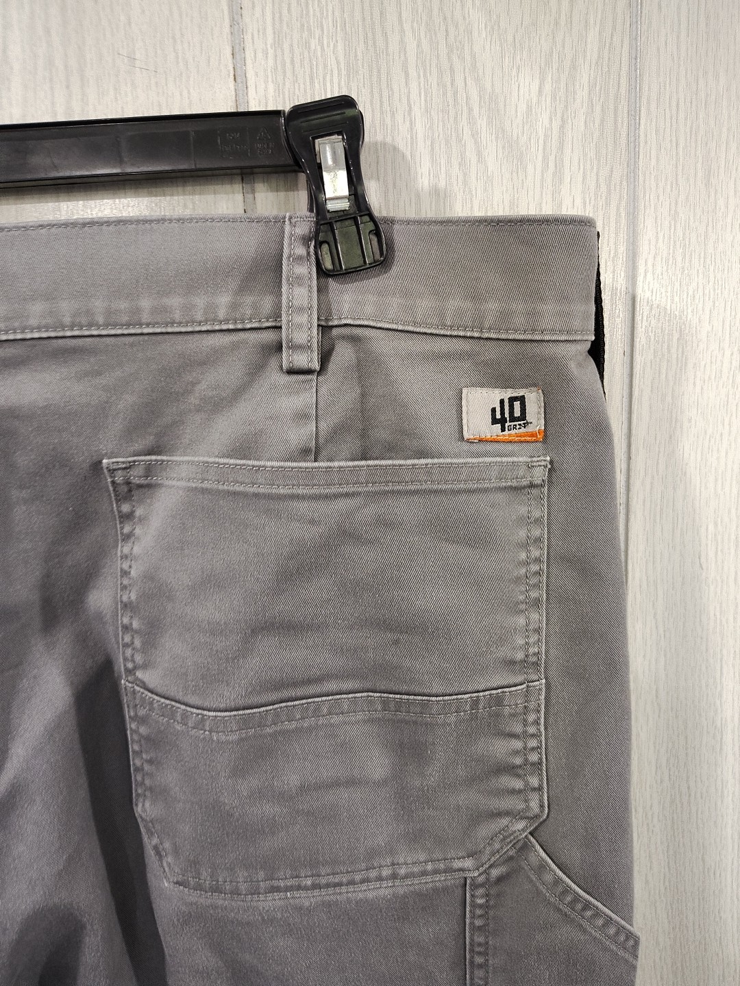 Men’s 40 Grit By Duluth Trading Size 42×30 Pants Gray Work Chore Casual