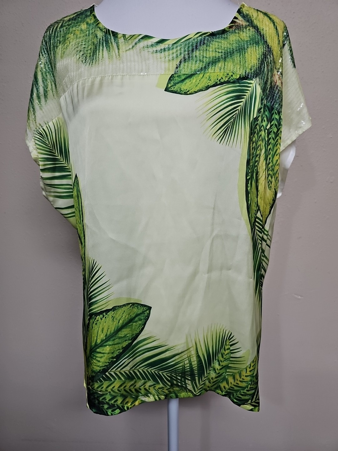NWT NUE OPTIONS Women’s Blouse Short Sleeve Round Neck Green Polyester.Size XL