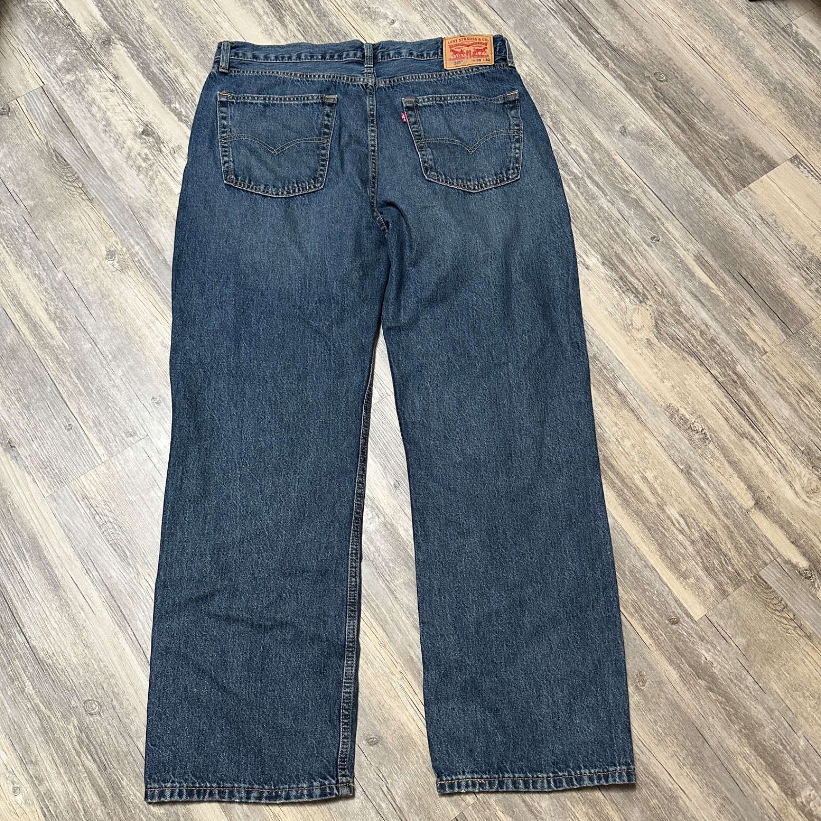 Levi’s Men’s 565 Loose Straight Jeans Medium Wash 36×32