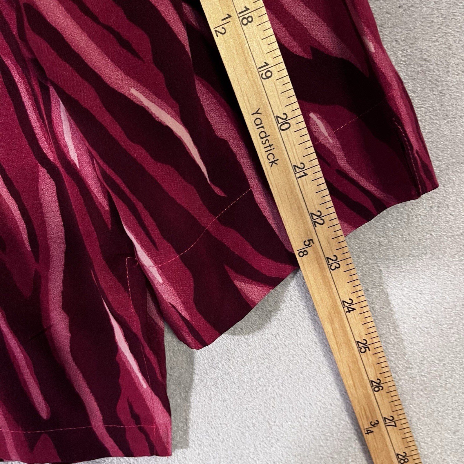 MIllenium Button Front Top Burgundy Pink Abstract Stripe Womens Sz 24 (3X)