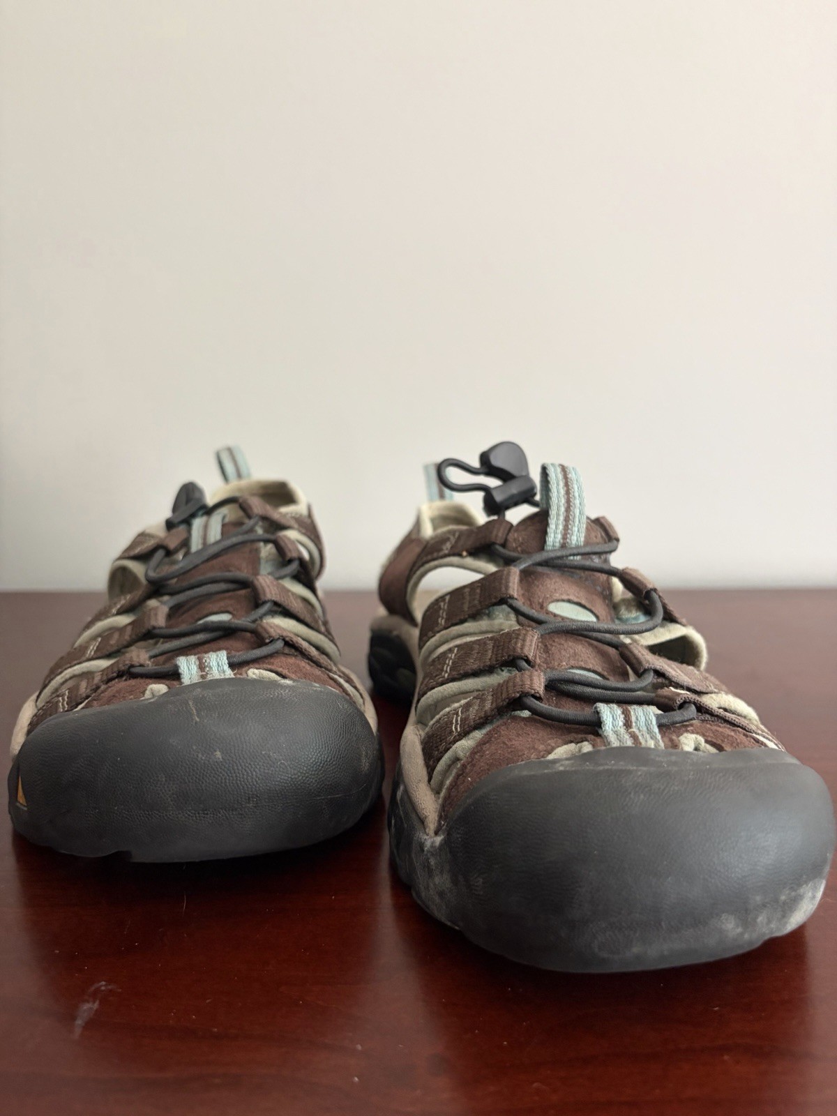 KEEN Women’s 8.5 Brown/Black Leather Closed-Toe Sport Sandals Lace Up Rubber