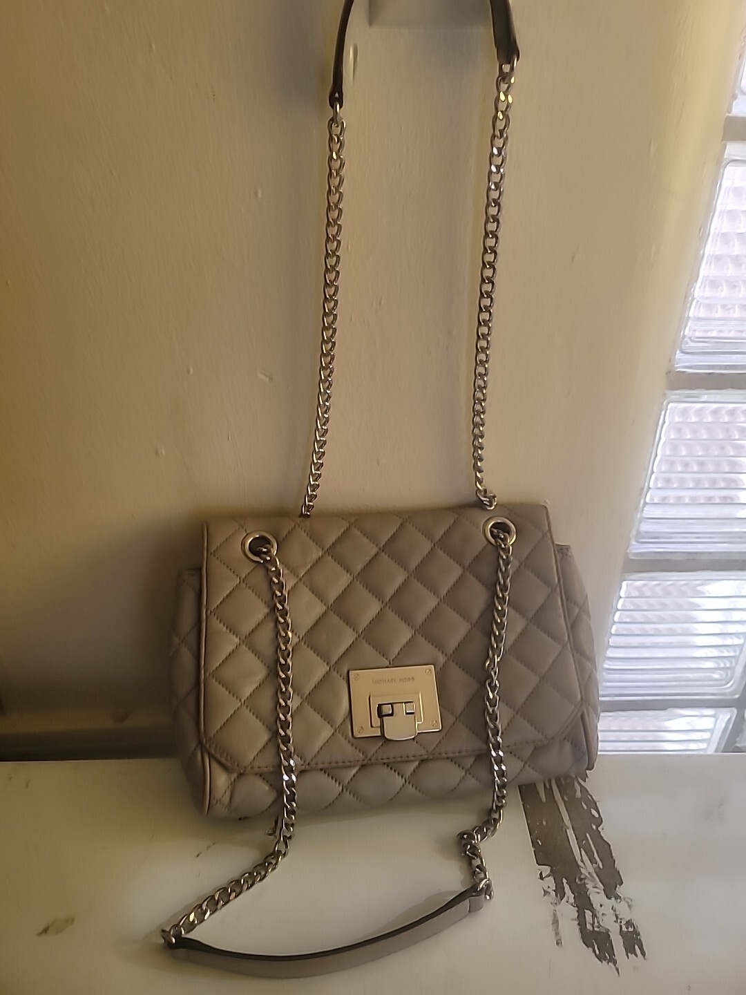 Michael Kors Pink Quilted Sloan Leather Purse GUC 10x7x3