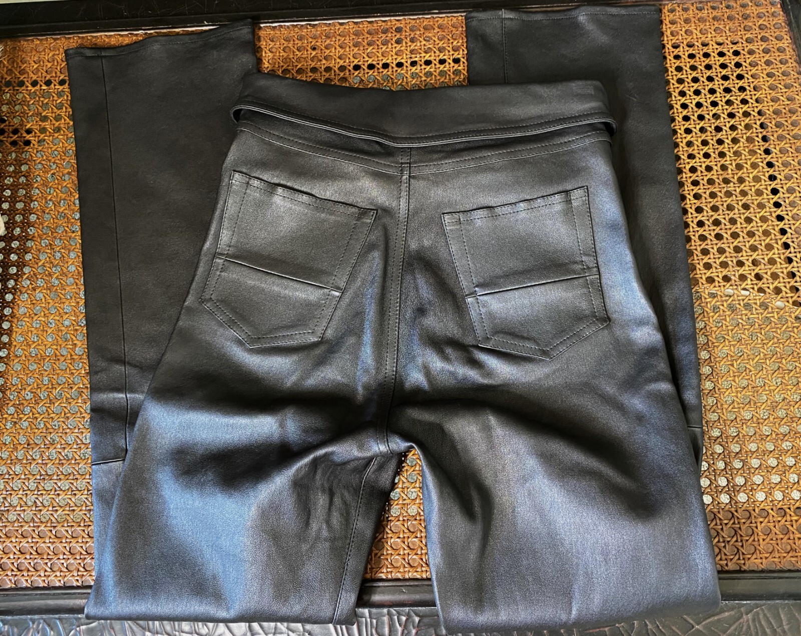 AMIRI BLACK NAPPA LEATHER STRETCH STRAIGHT LEG PANTS SIZE: 2 (XS)