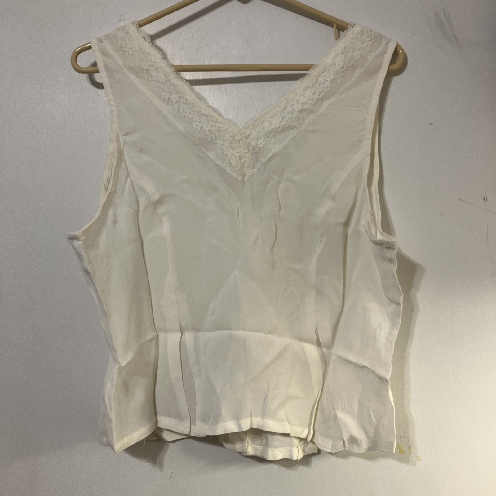 Women’s Paloma Lace Trimmed Tank, Size L 12-14, Bust 38 1/2-40 1/2, 21 in Long