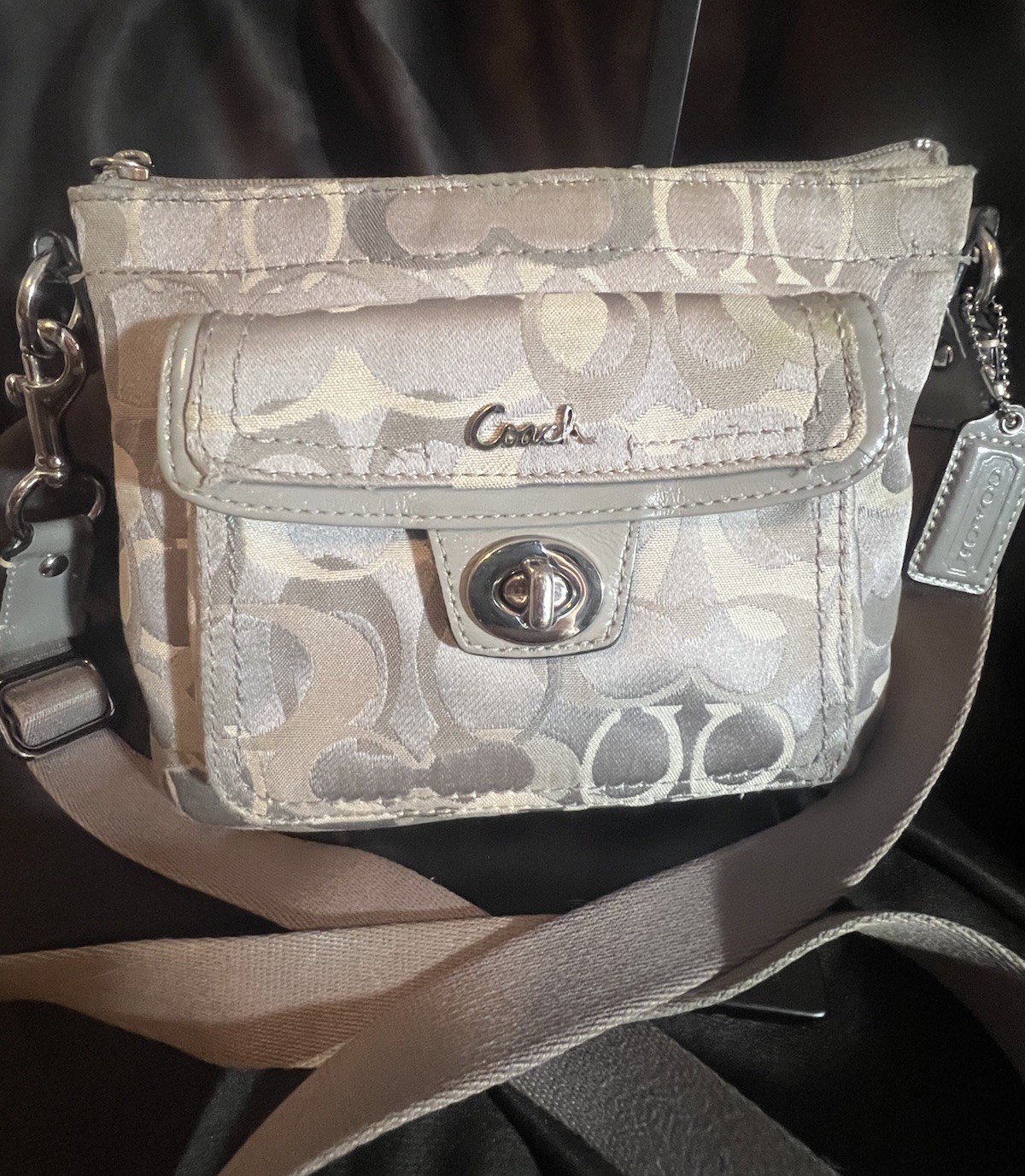 VTG COACH Penelope Signature Swingpack Crossbody~Ivory/Gray W/Silver Hardware