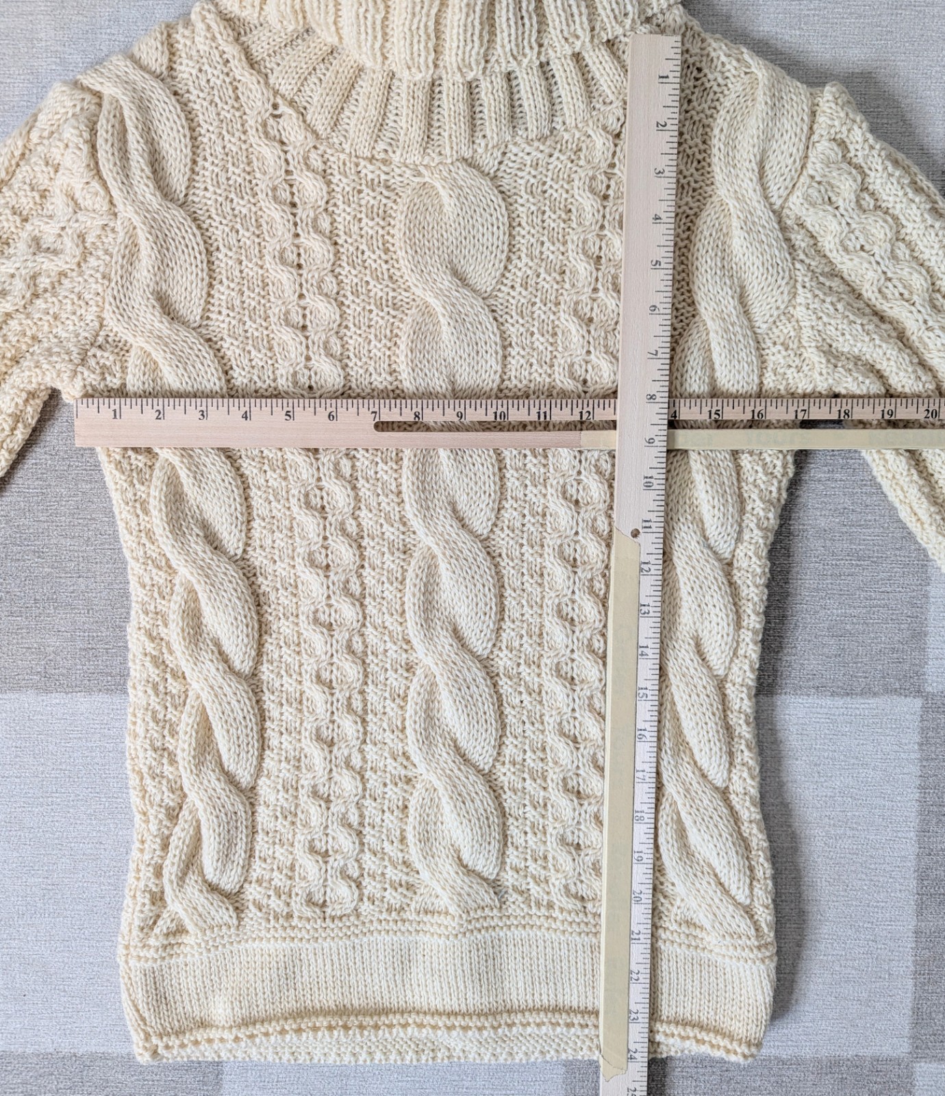 NWT Highland 100% British Wool Turtleneck Aran Fisherman Sweater Sz S