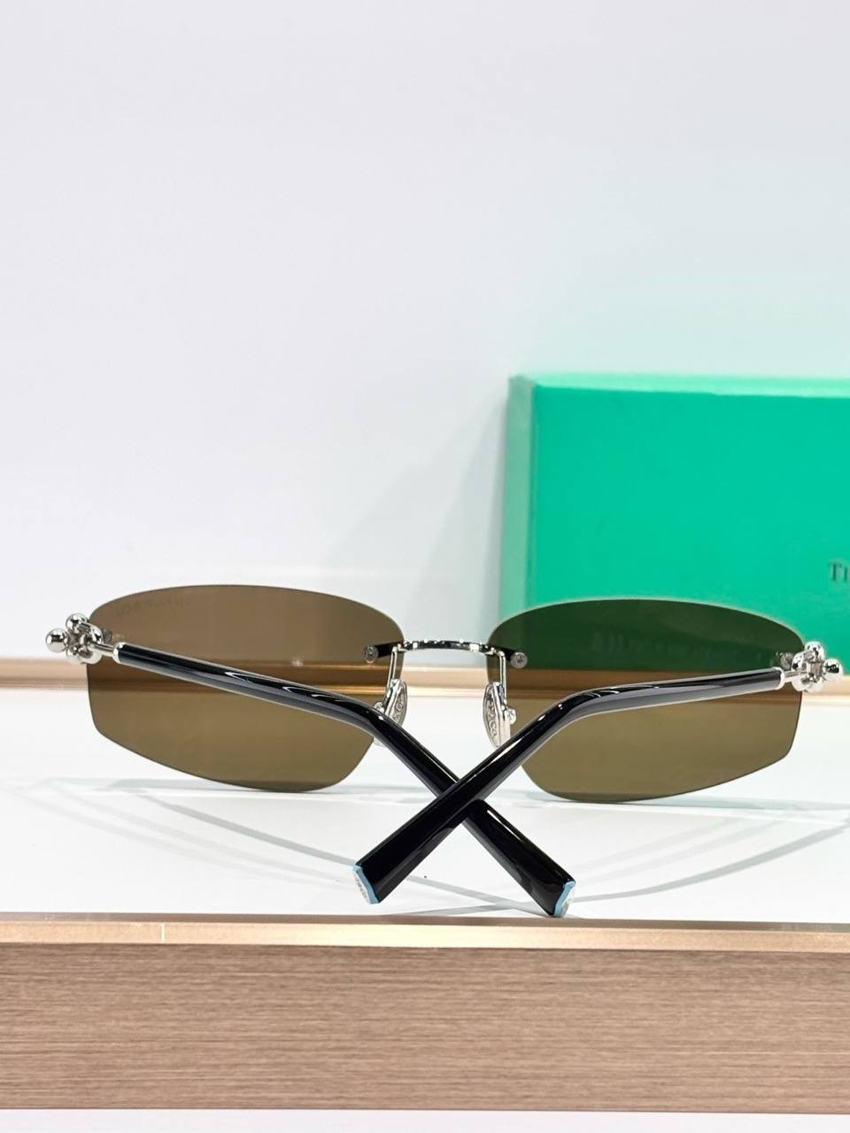 Authentic Tiffany & Co Rimless Rectangular Sunglasses Brown Gradient Lenses Silv