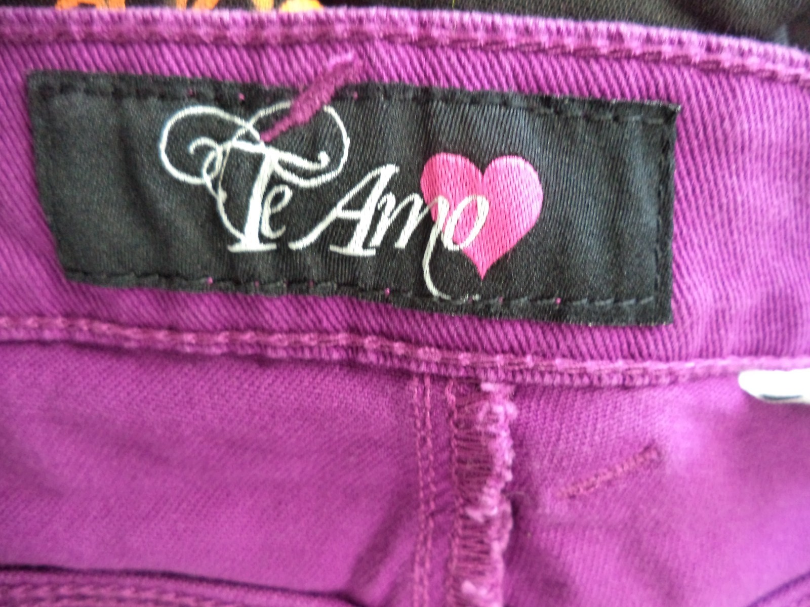 Women’s Purple Te Amo Hot Ticket Stretch Jeans. Size 22. 98% Cotton/ 2% Spandex