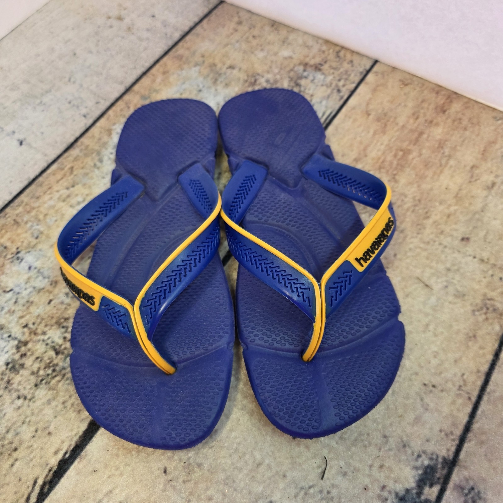 Havaianas Power Flip Flops Mens Size 8 To 9 Blue And Yellow Thong Sandals Beach