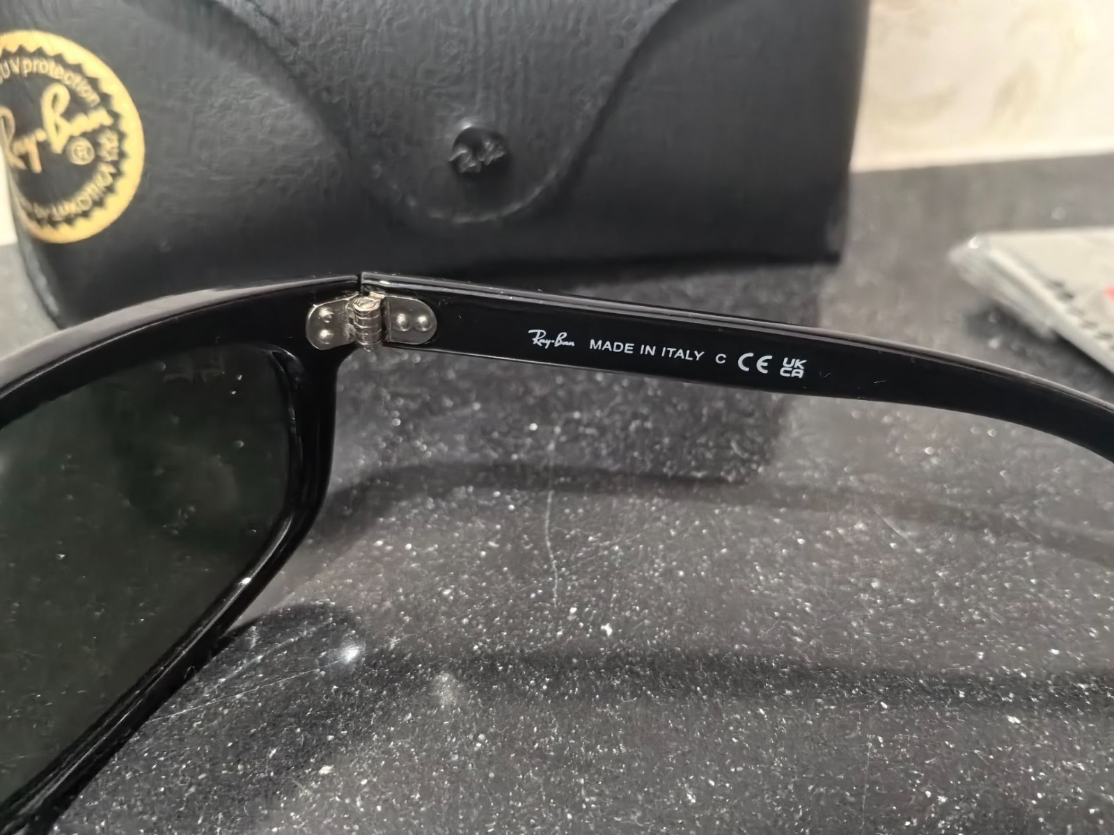 Ray-Ban BALORAMA Sunglasses RB4089 601/31 Black Frame Green Lens 62-19 mm