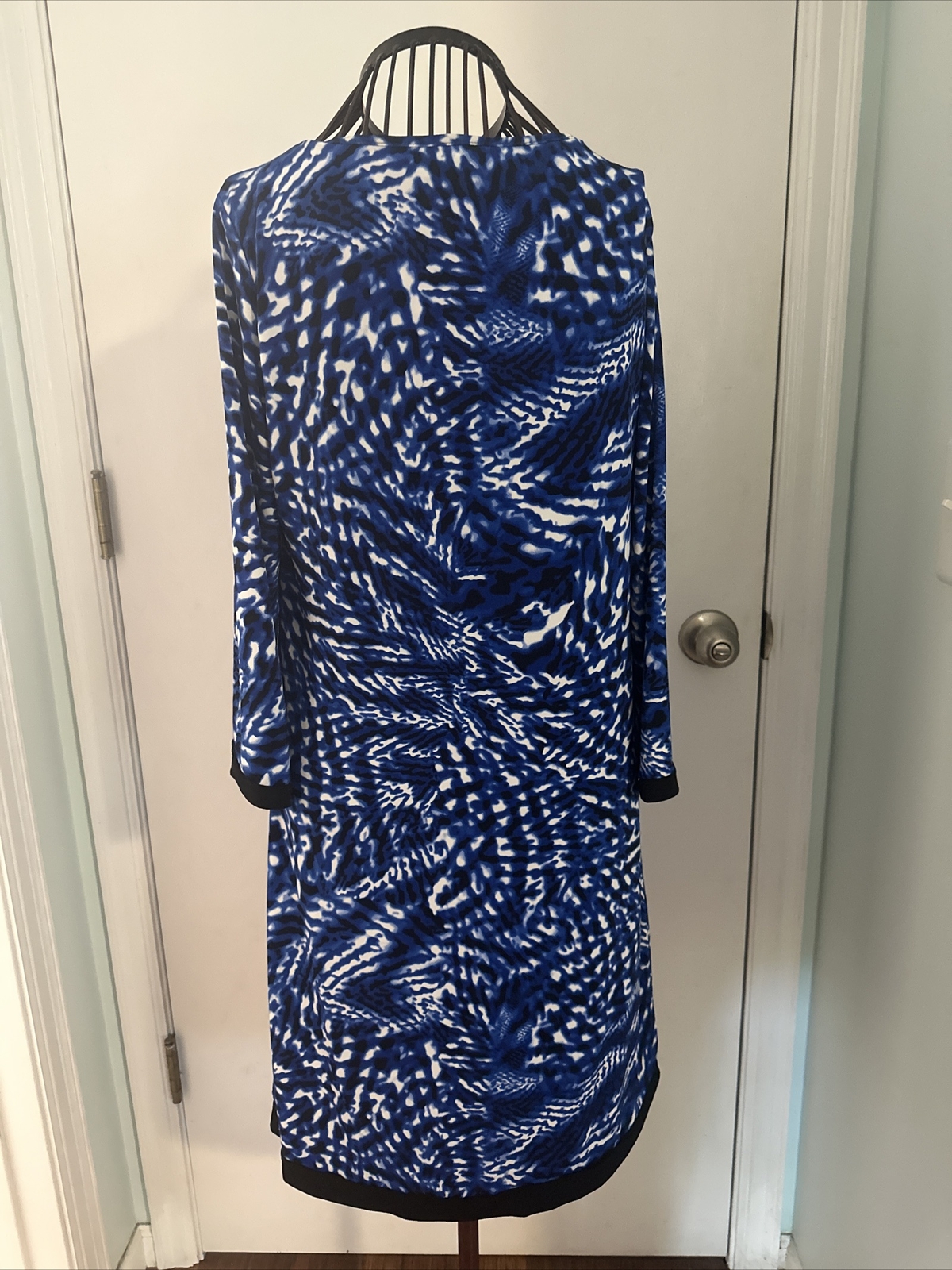 calvin klein 4 3/4 sleeve blue and white shift dress