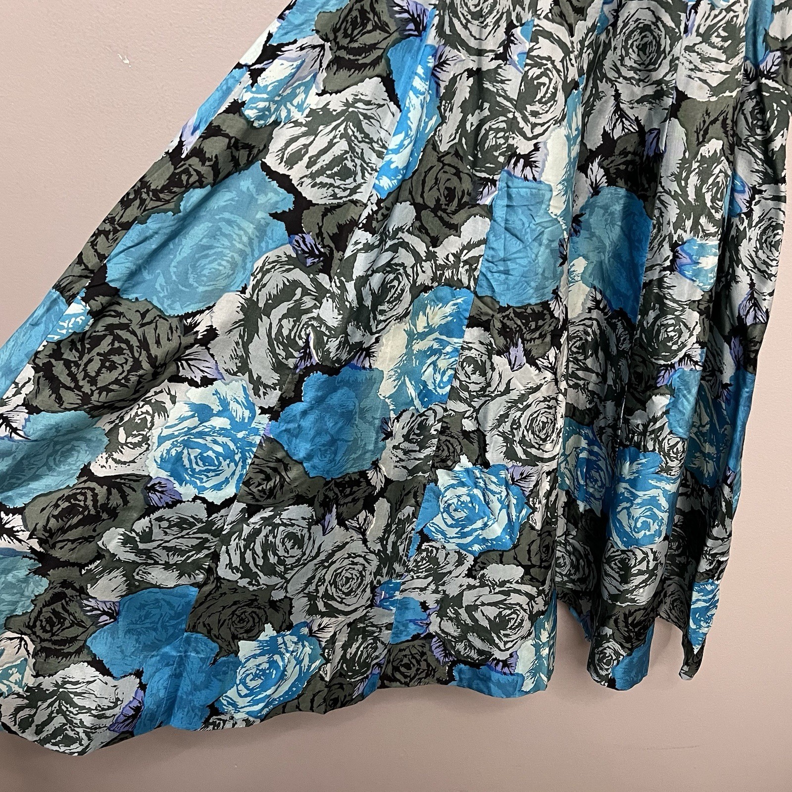 VTG 50s Suzy Perette Silk Fit N Flare Flue/Green Purple Rose Dress Pin Up Goth