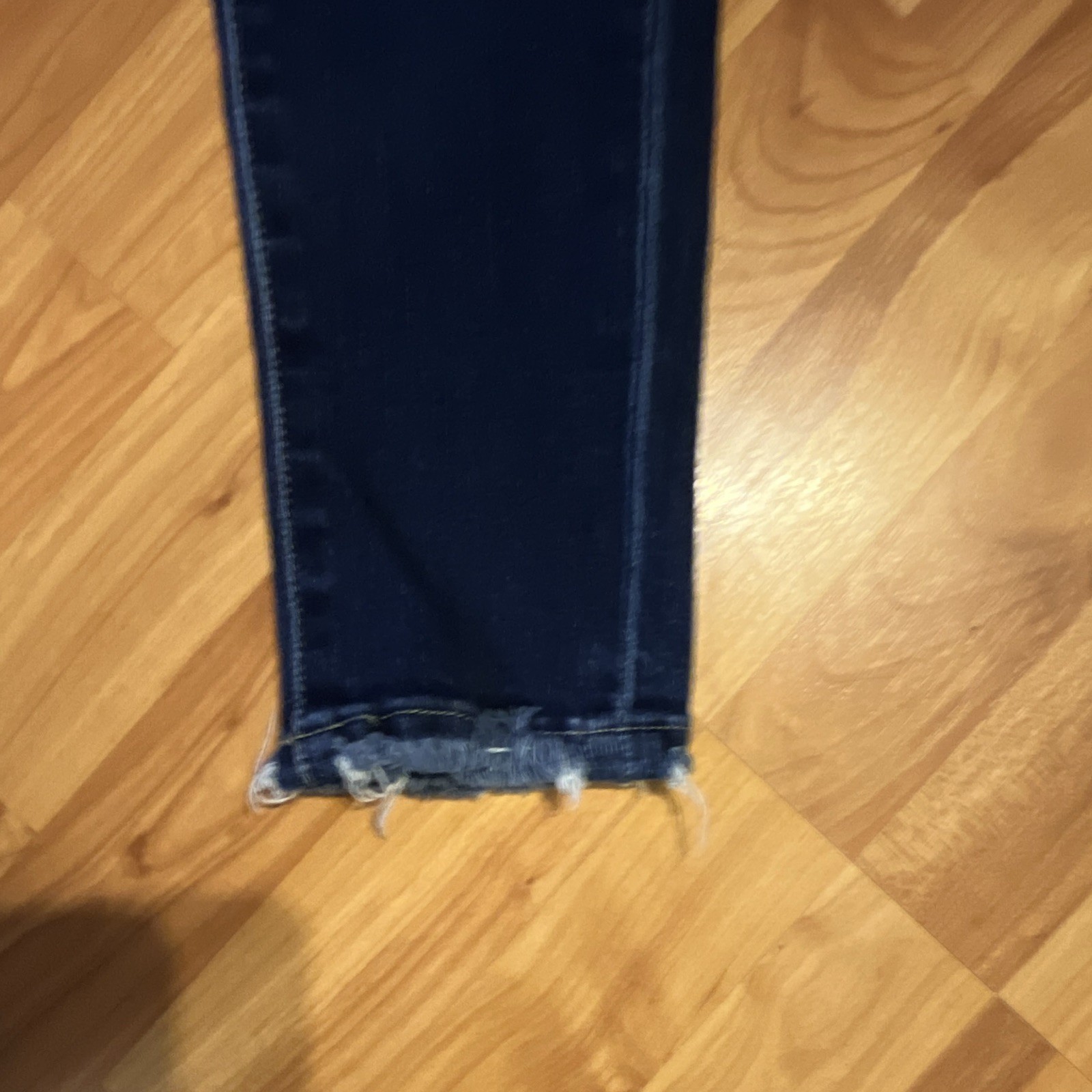 KanCan Womens Blue Dark Wash Denim Skinny Jeans Slim Fit Stretch 5-Pocket