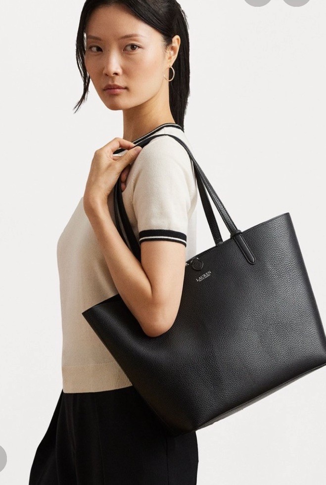 Lauren Ralph Lauren Black Med Size 100% Polyurethane Tote Classy Classic