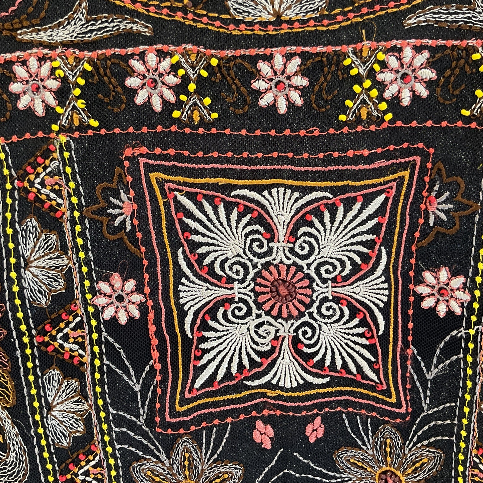 Sundance Beaded and Embroidered Floral Black Peasant Top Long Sleeve Sz S