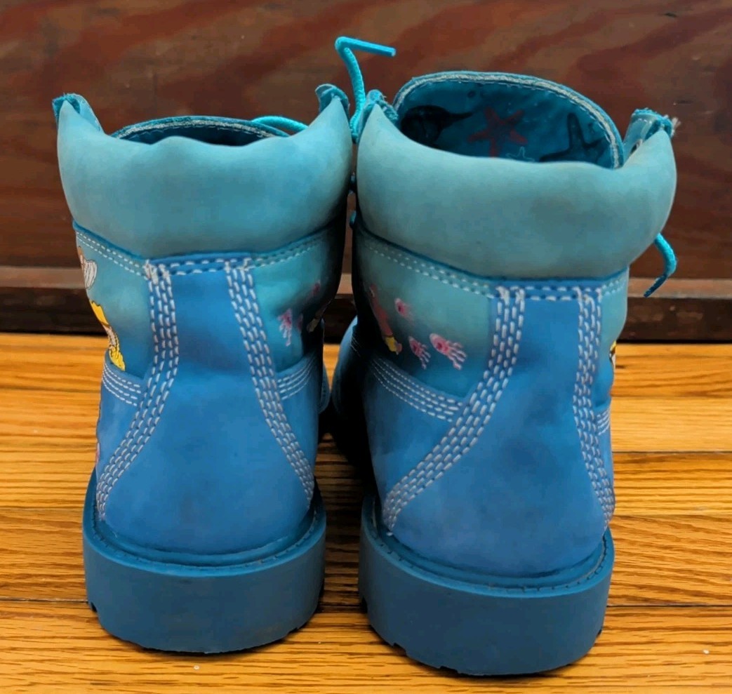 TIMBERLAND x SpongeBob 6 Inch Waterproof Nubuck Leather Boot size 2.5 Youth