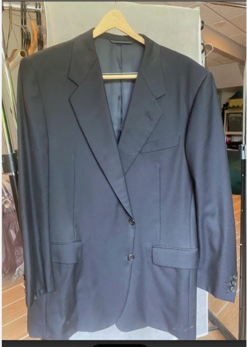 Bundle – 6 Hickey Freeman Suits