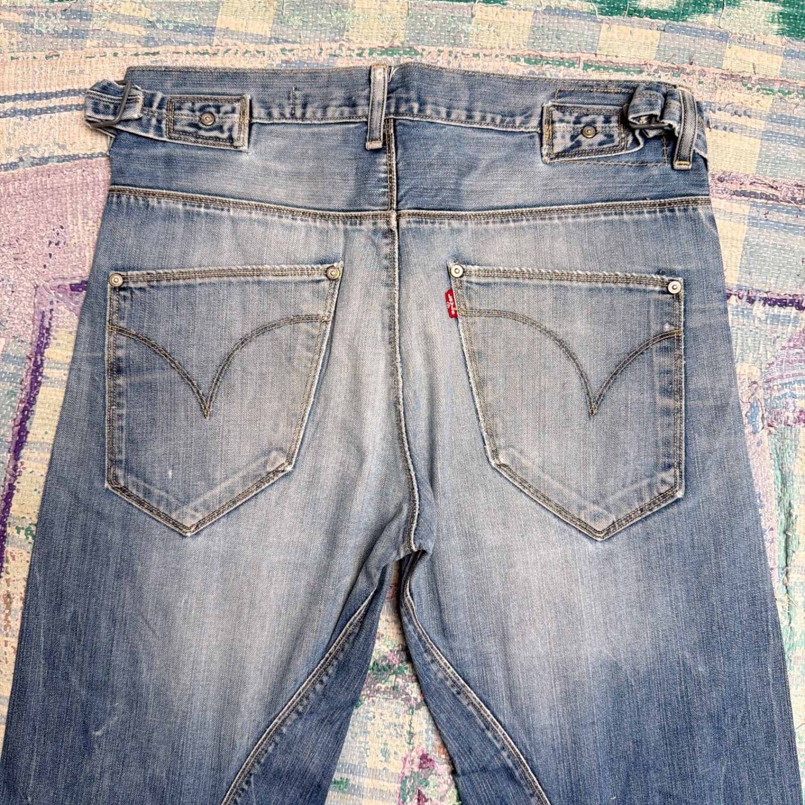vintage Levis Engineered Jeans Mens Blue Light Wash Twisted Buckle Back 33×33