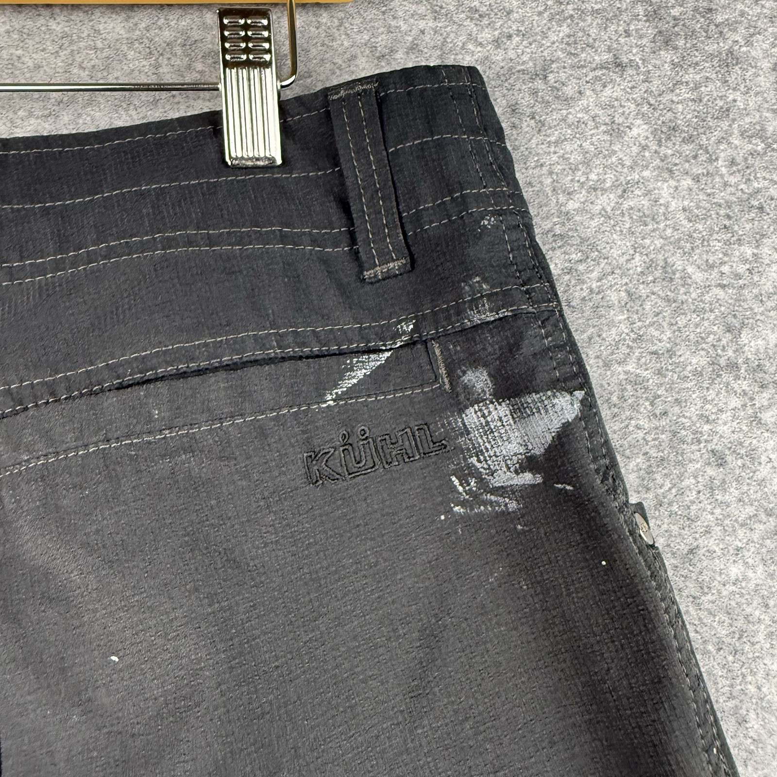 Kuhl Silencr Kargo Shorts Mens Sz 34 Hiking Outdoor Zip Pocket Black Paint Splat