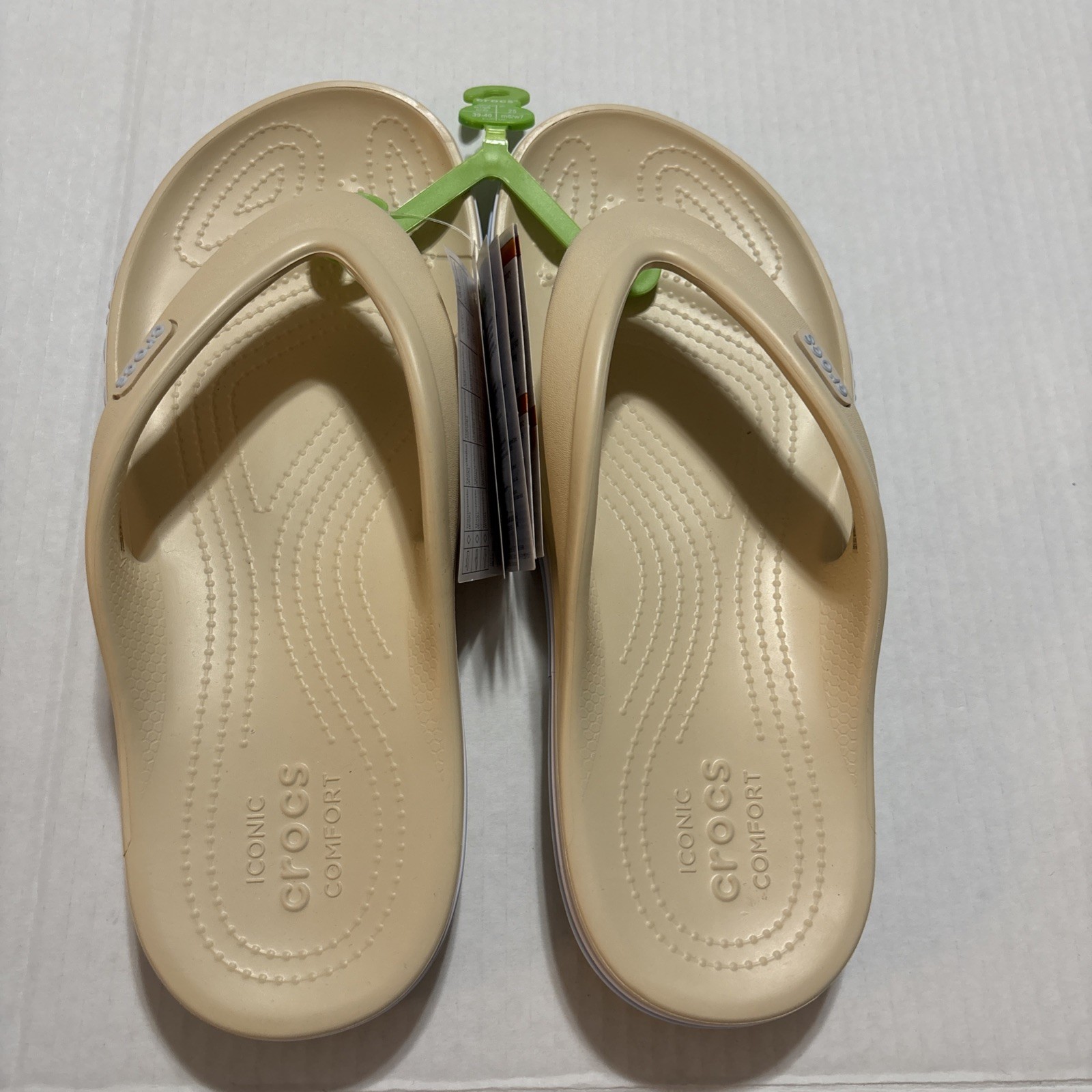 CROCS Bayaband Flip Flops Sandals M7 W9 NWT