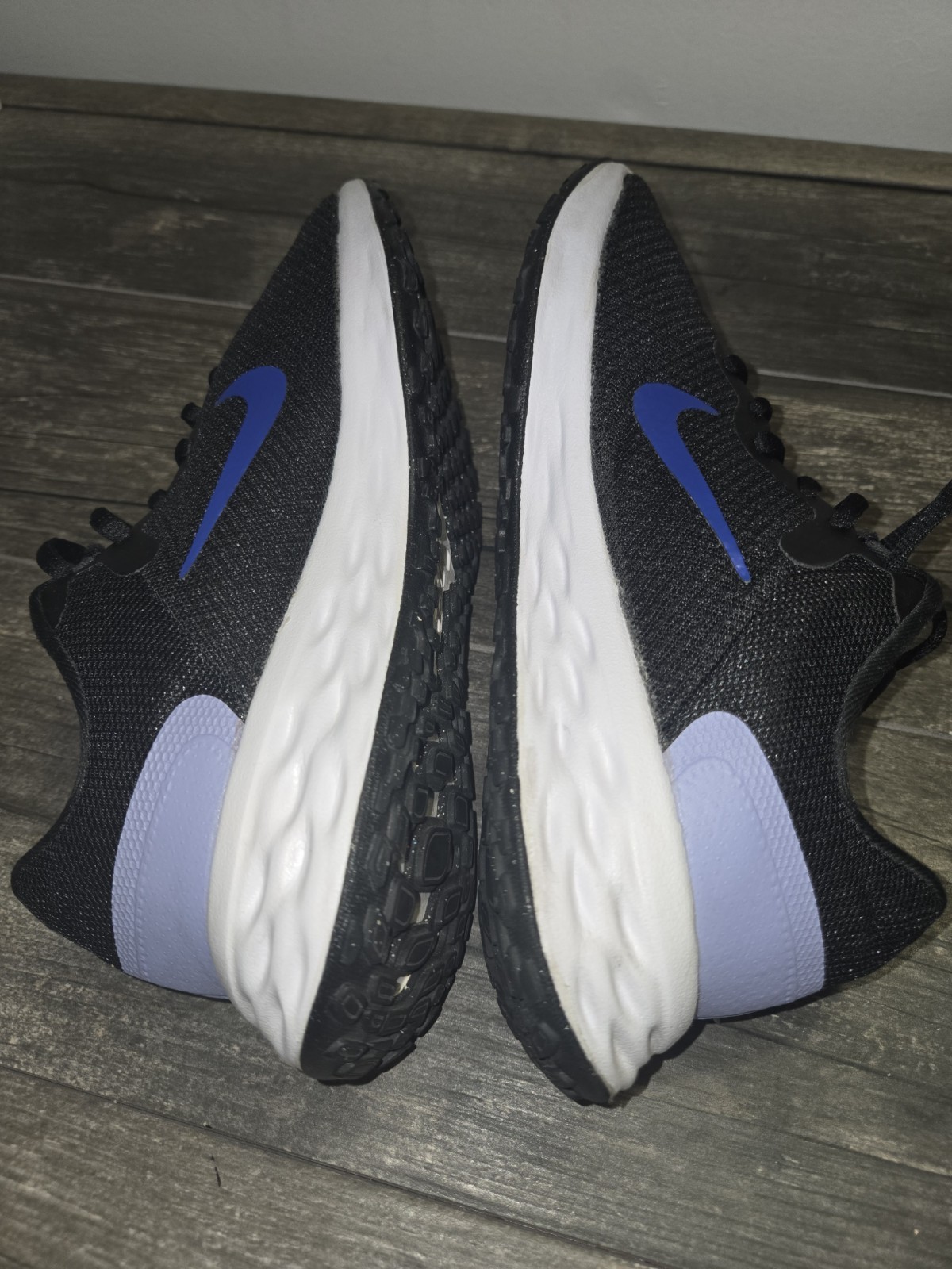 Nike Revolution 6 NN Black Running Women’s Size 8 Sneakers. I-10