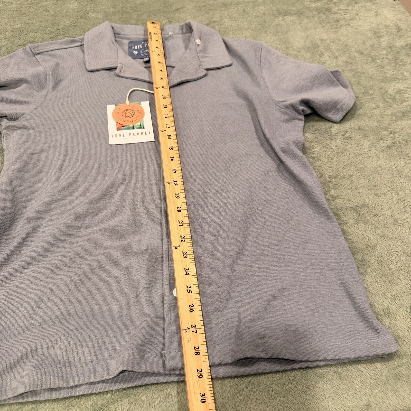NWT Free Planet Men’s Medium Camp Collar Button Front Shirt Blue