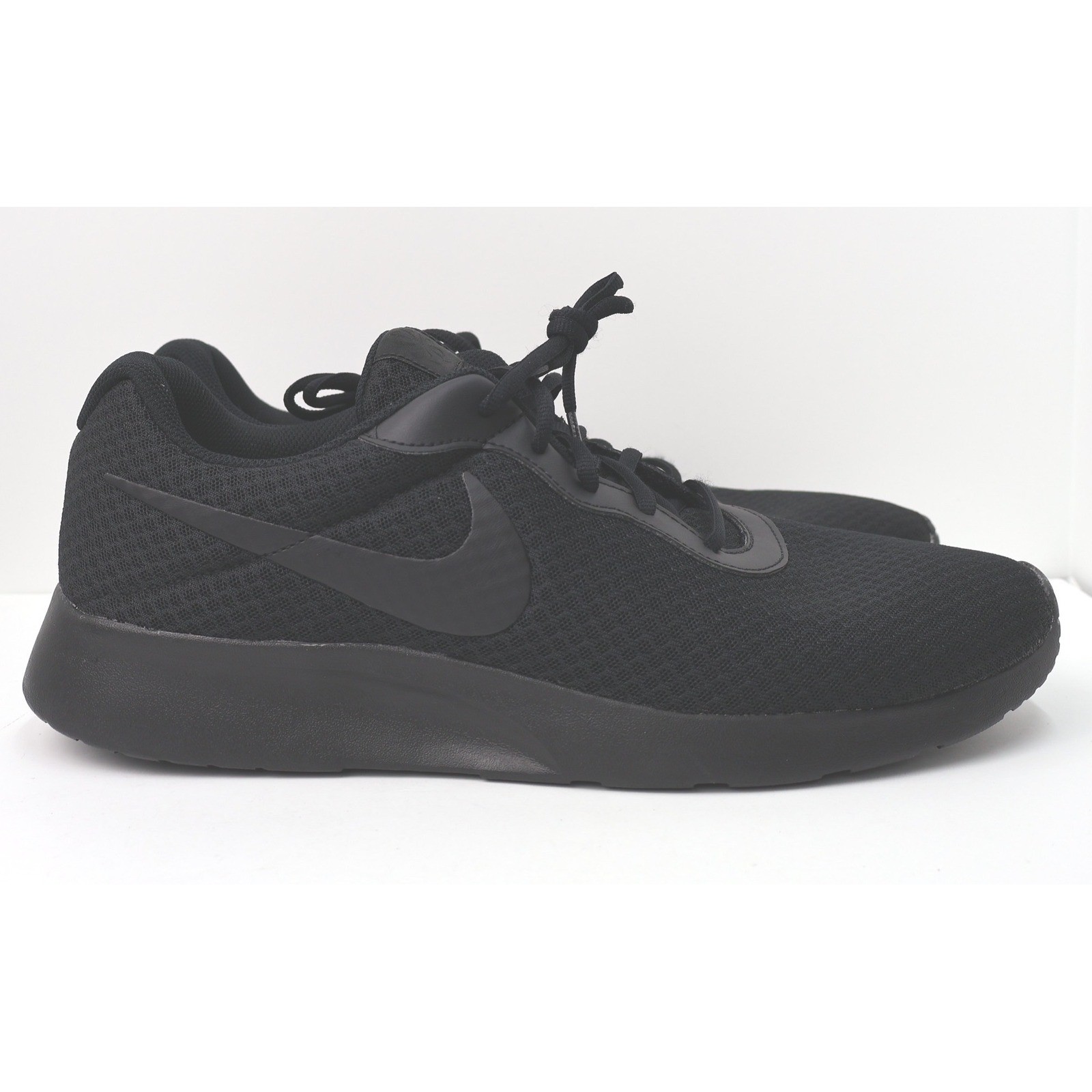 Nike Tanjun Mens Triple Black Mesh Running Shoes Low Top Sneakers Size 13