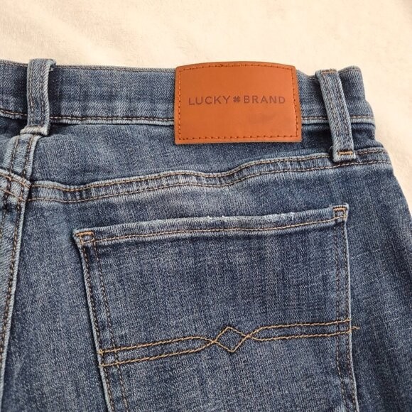 Lucky Brand Jeans Sz 8 /29 Mid Rise Sweet Straight Leg Blue Stretch Denim Casual
