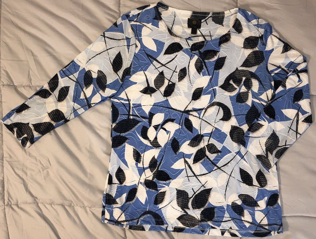JM Collection Top 3/4 Sleeve Size M Blue/Black/White Floral Textured Stretch