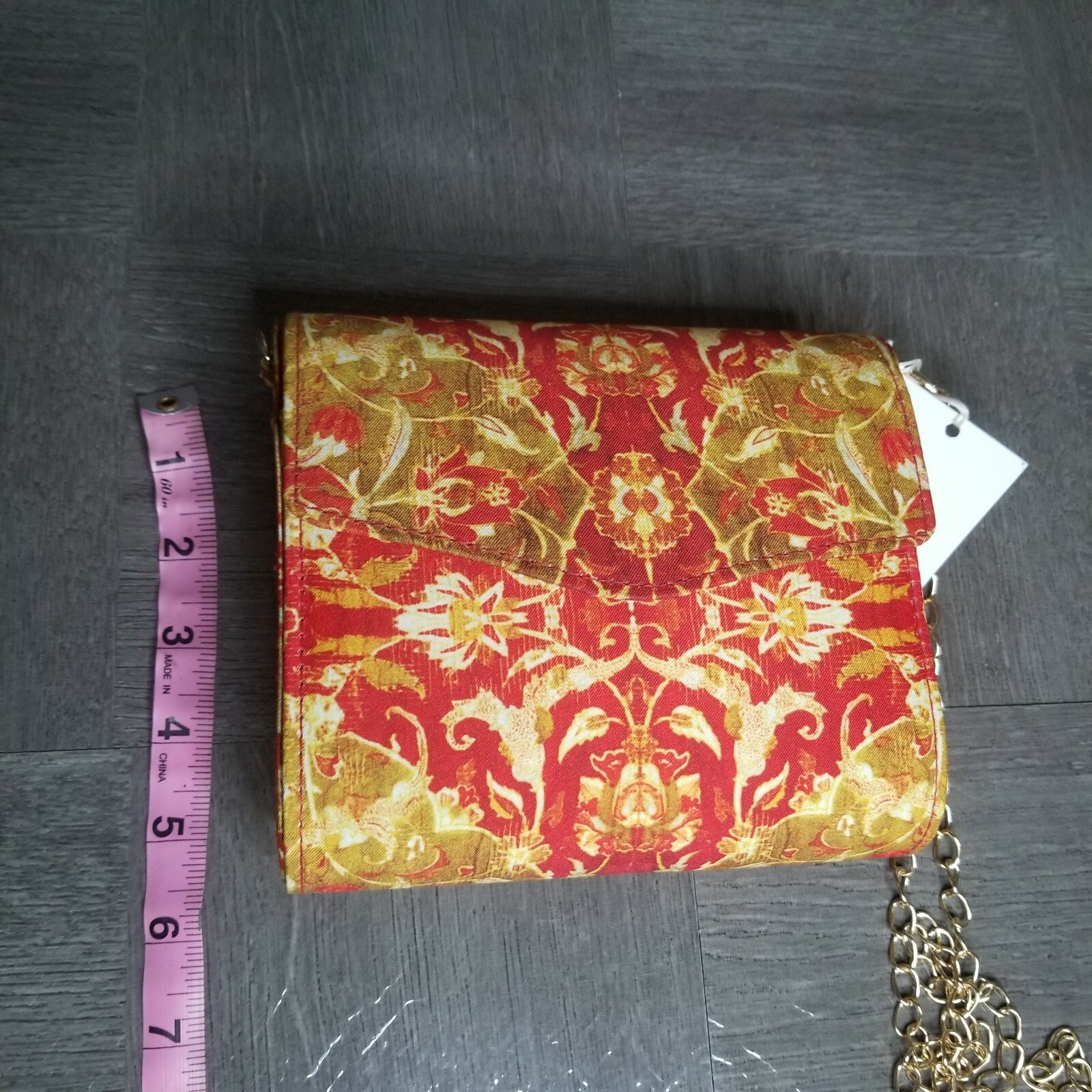 IYURA Red & Gold Snap Closure Purse Bag With Gold Tone Shoulder Chain