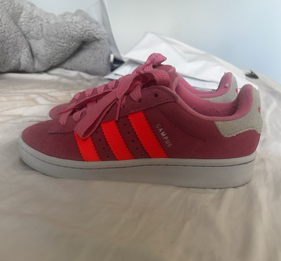 adidas Campus Unisex Kids Sneaker US 5 Pink Suede Low Top Lace-Up