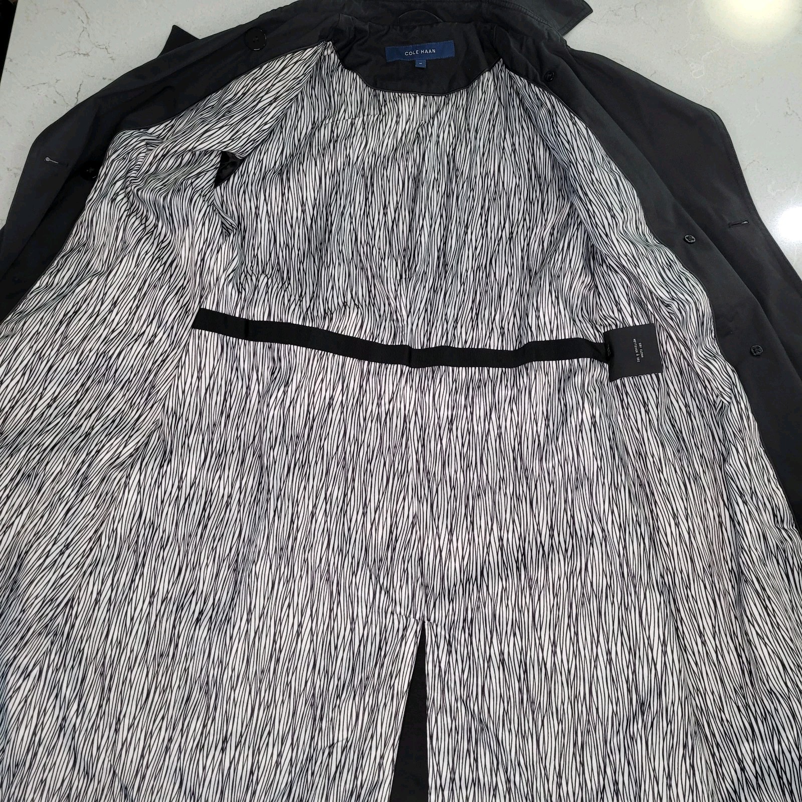 Cole Haan Women’s Black Double Breasted Trench Coat w/Belt Size M