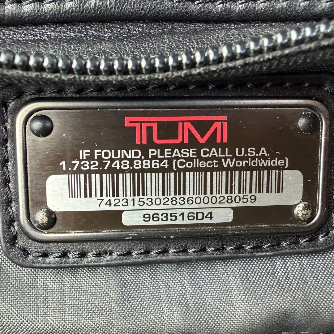 TUMI Black Leather Briefcase T-Pass A4 PC Pocket Business Bag 963516D4