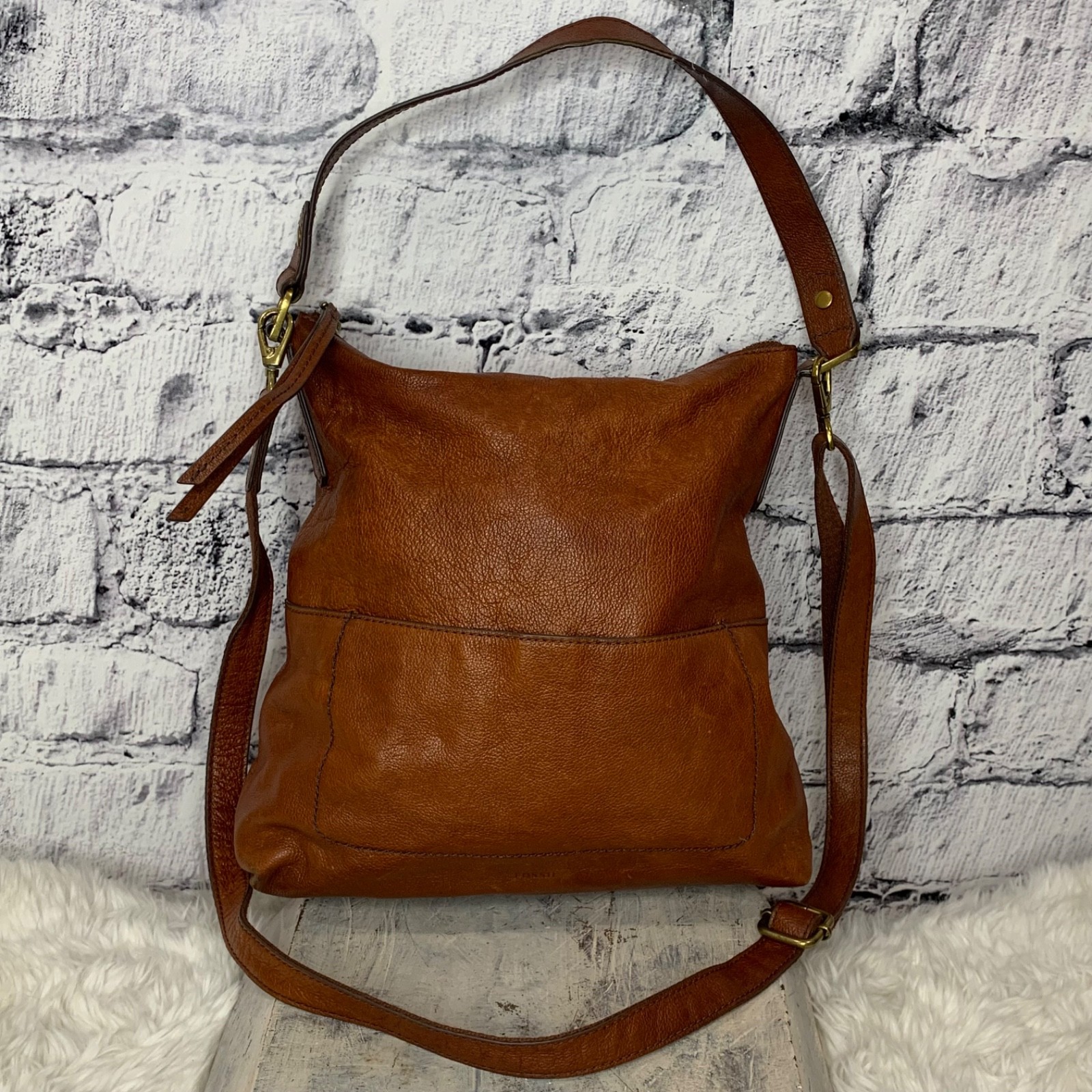 Fossil Amelia Hobo Crossbody Shoulder Bag Brown Leather SHB1819 Distressed
