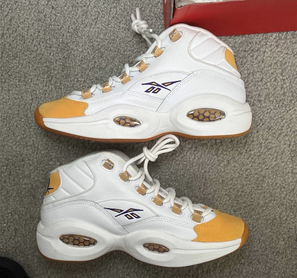 Reebok Question Mid ‘Yellow Toe’ Sz 6M/7.5W Good Condition