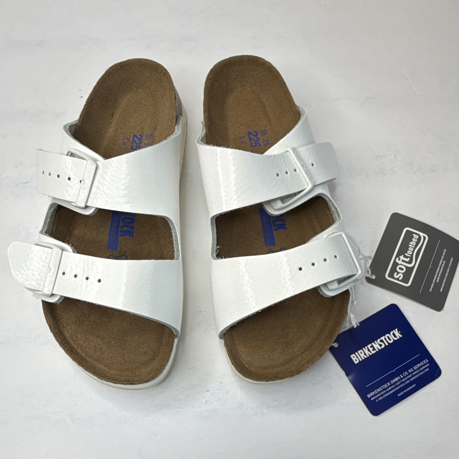 Birkenstock Arizona BS White Sandals EU 35 US Women’s 4 Narrow fit