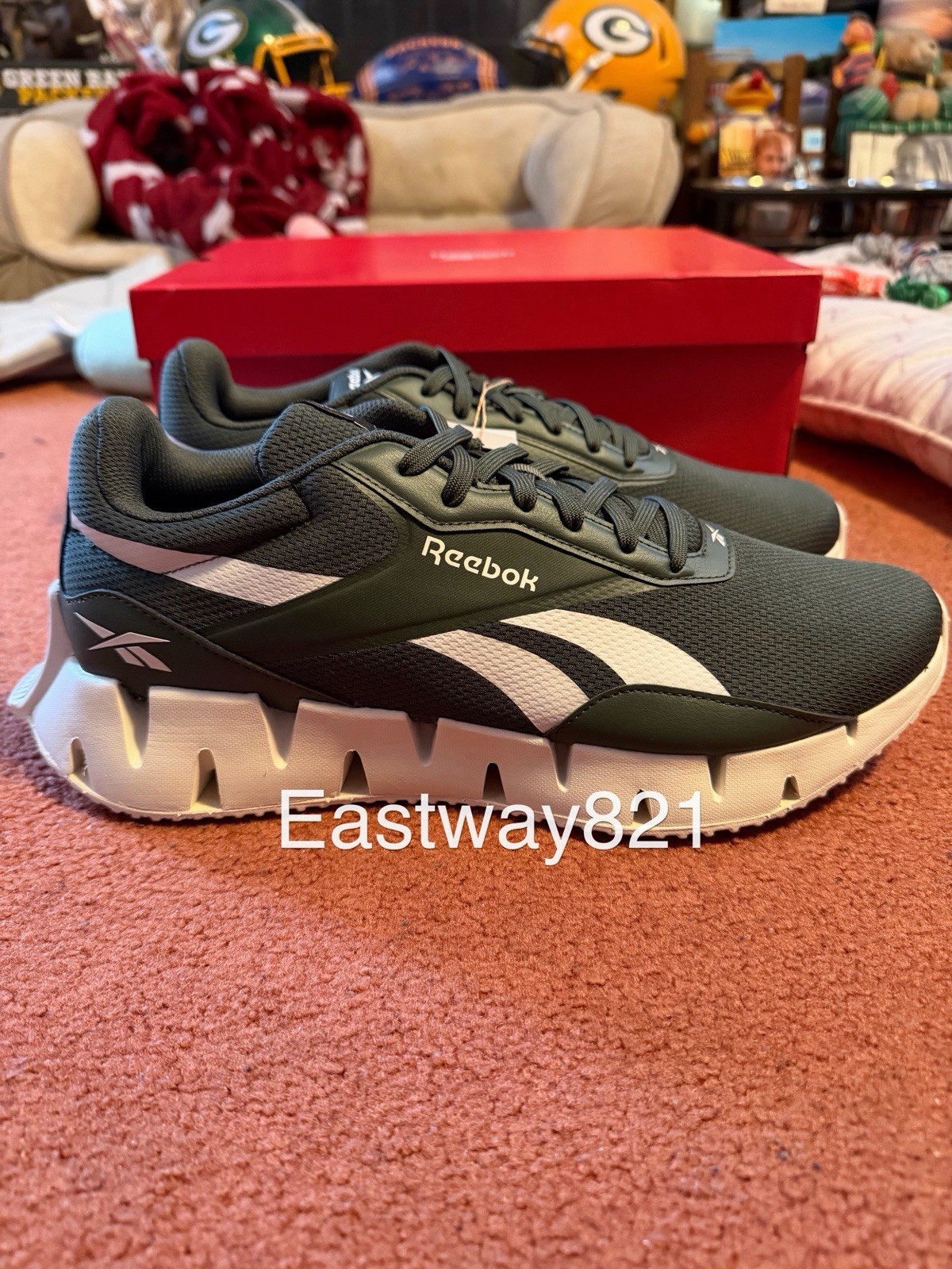 Reebok GRIT GREEN/CHALK Zig Dynamica STR Unisex Shoes M 11 / W 12.5 – NIB w Tags