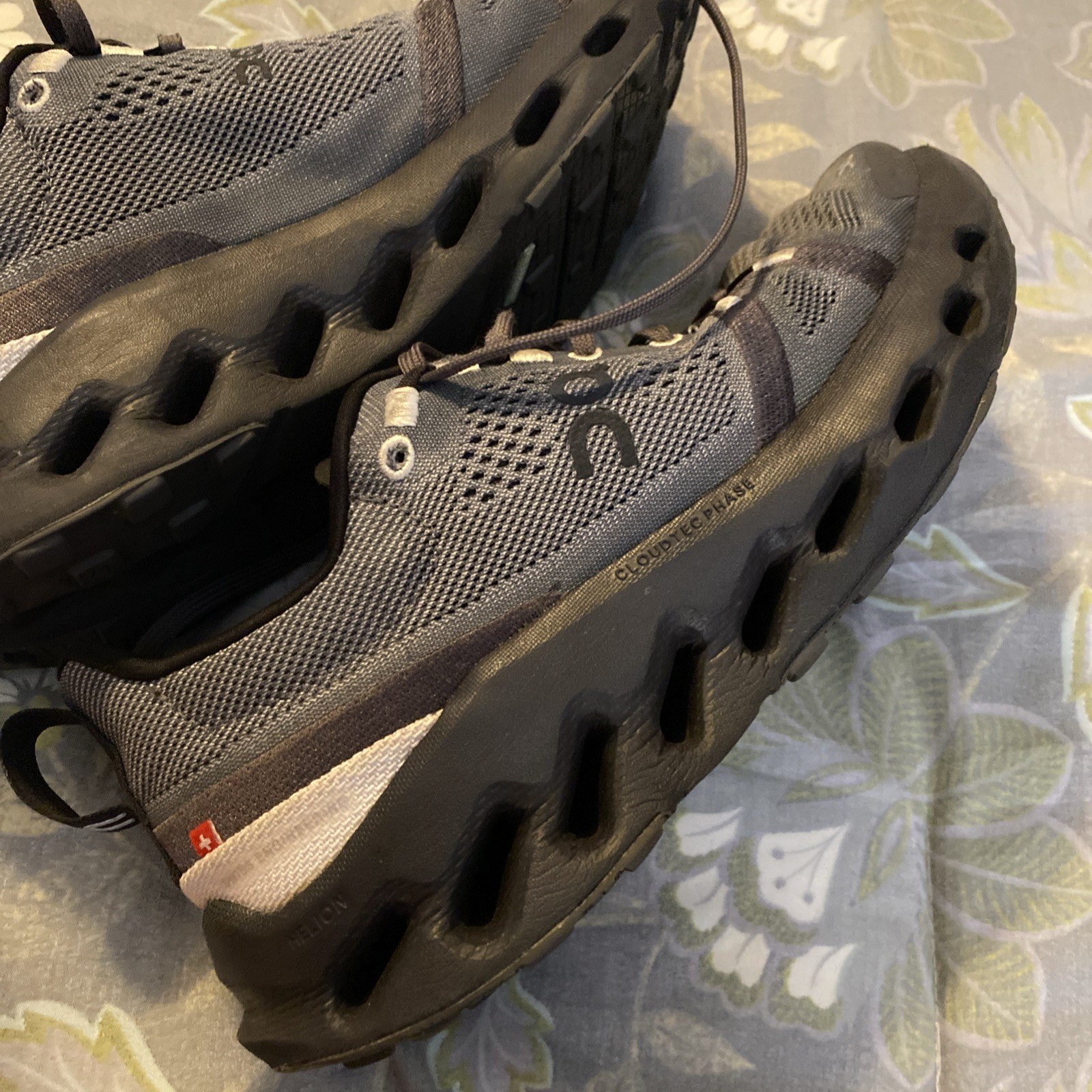 On Cloudsurfer Trail Running Shoes In Eclipse/Black (3WE10100264) – W. Size 9