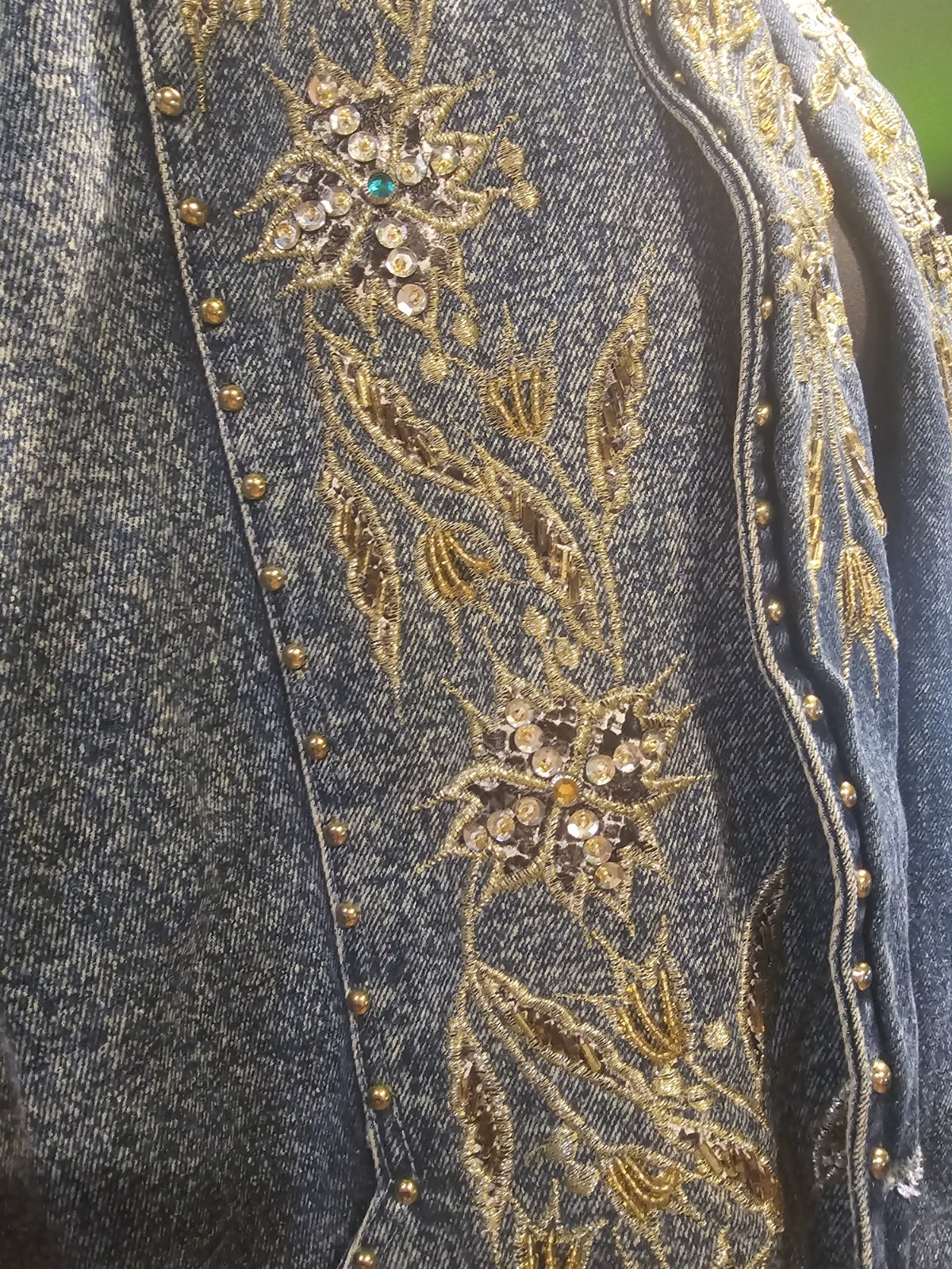 Vintage Womens Blue Acid Wash Denim Floral Embroidered Beaded Jacket Coat L 80s