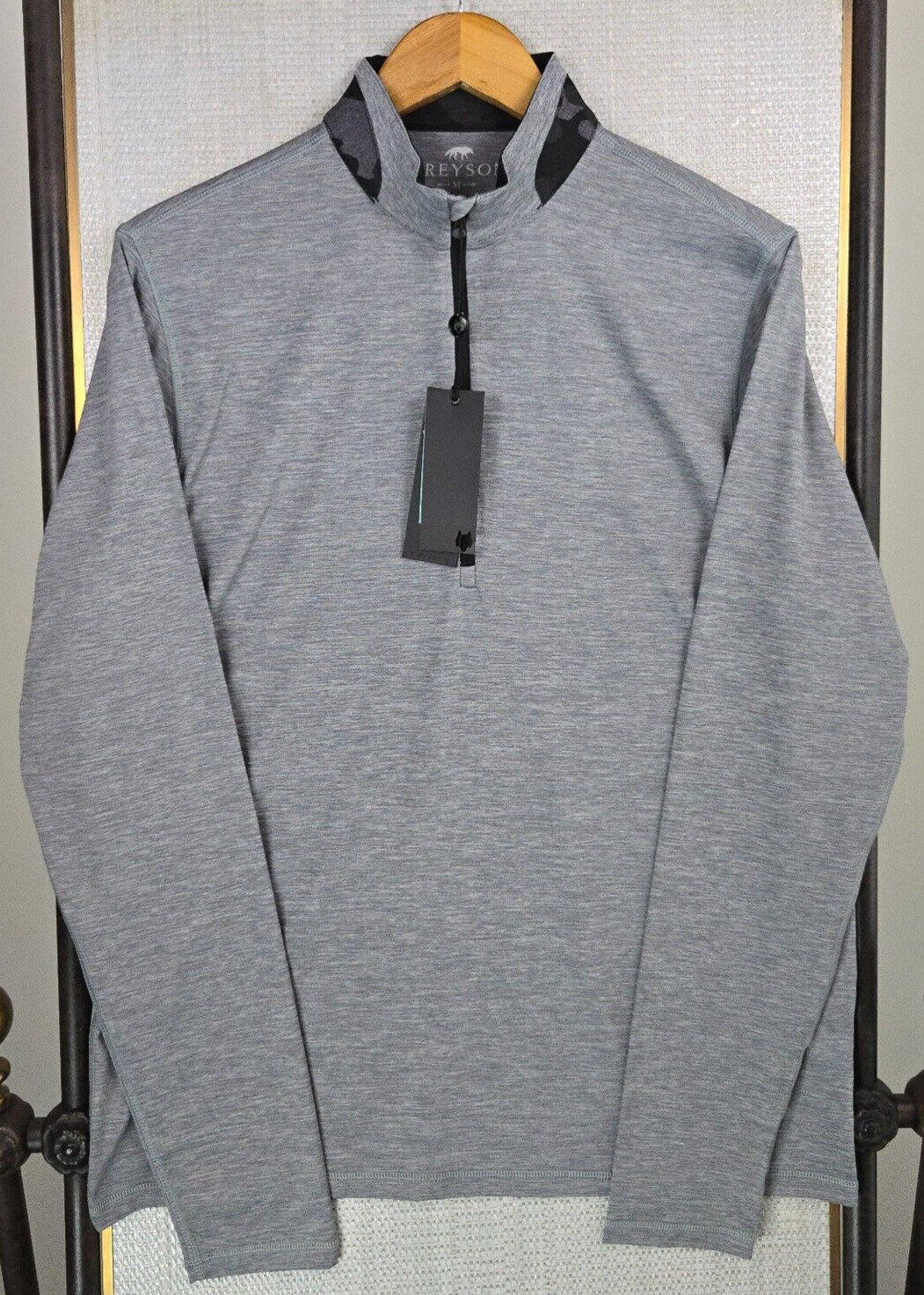 GREYSON NEW $148 Mens 1/4 Zip Medium Lightweight Wicking Brrr Fabric Golf Wolf