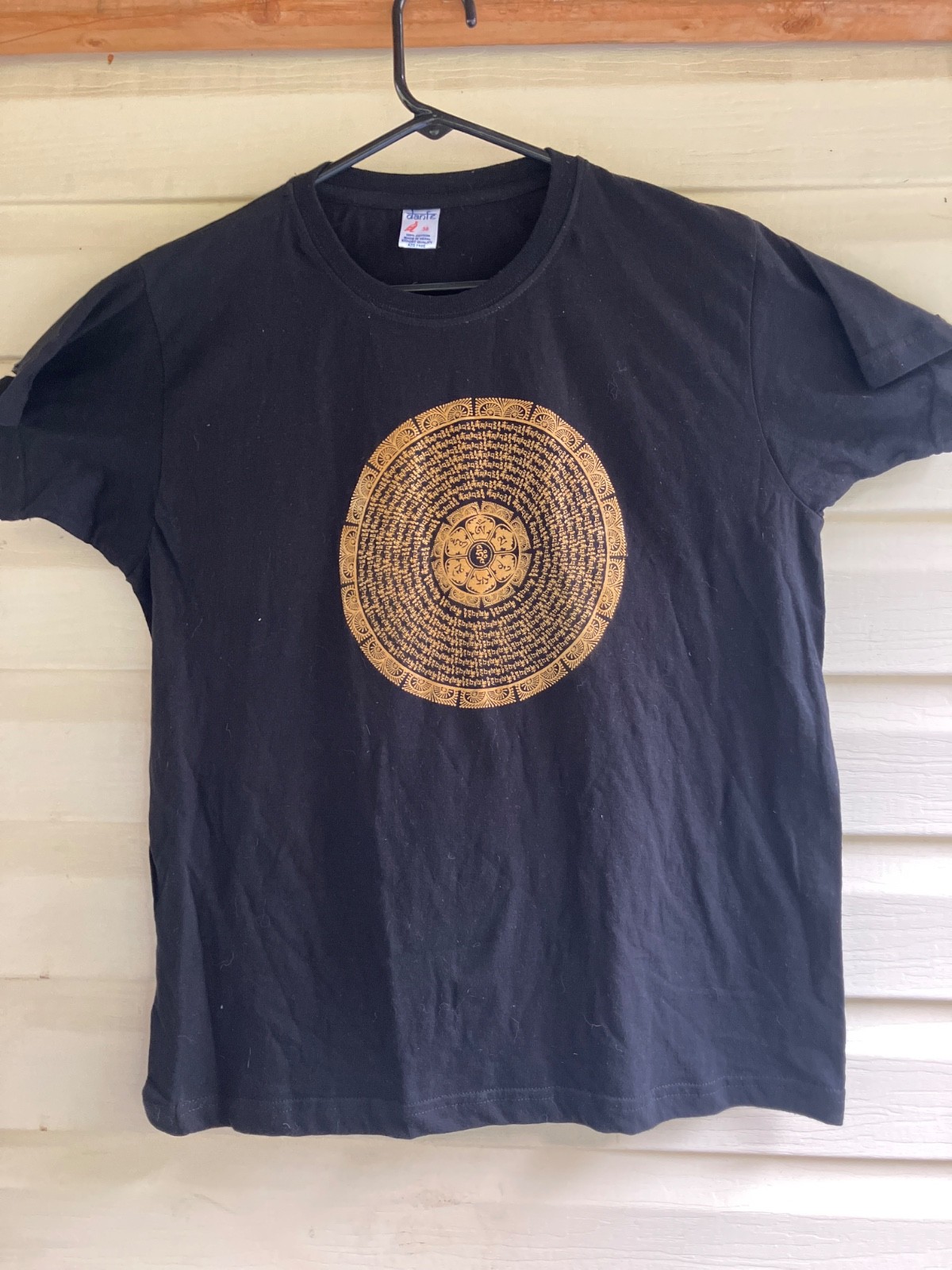 t shirt vintage, tibetan, nepal, medium , mandala, wheel, enlightenment, peace