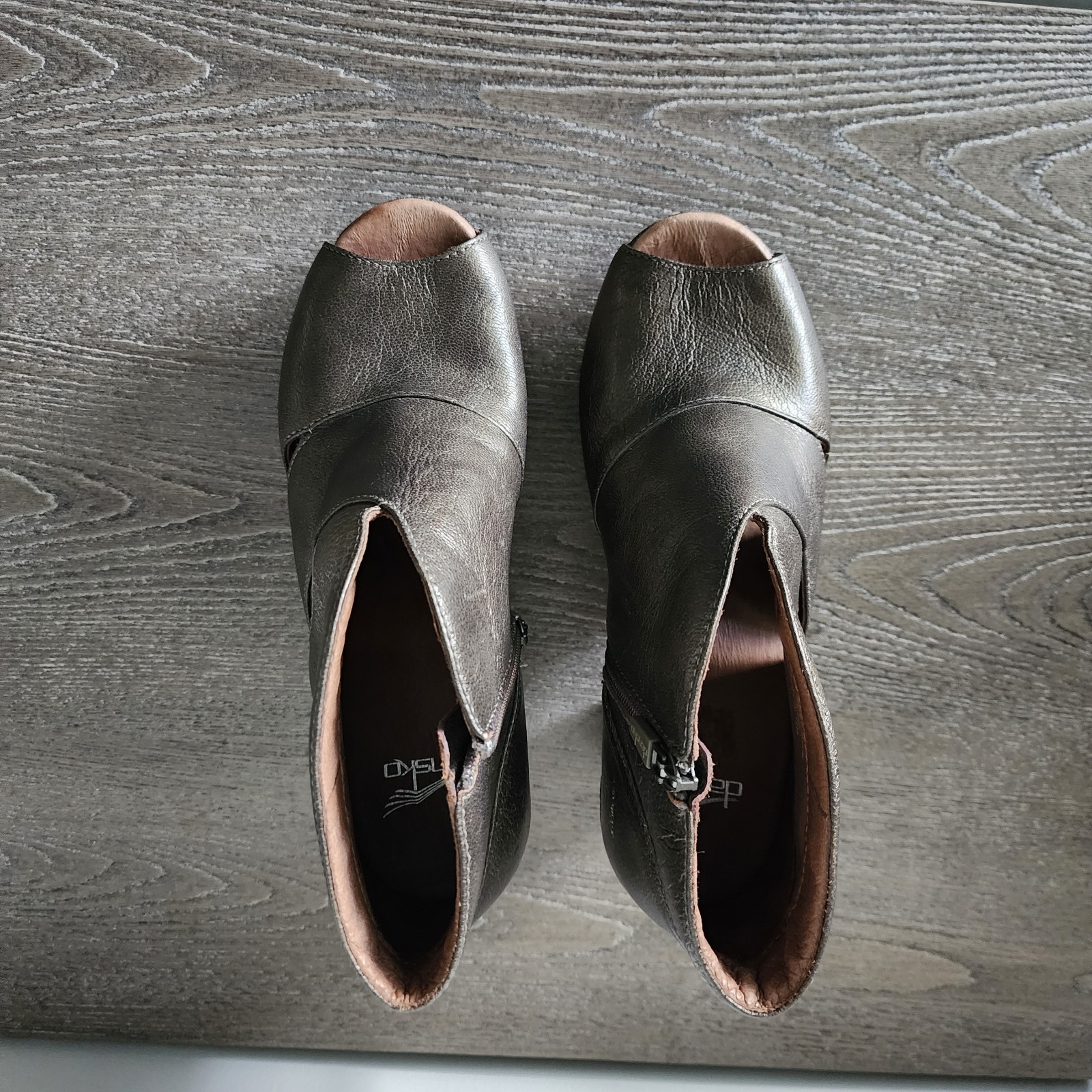 Dansko Delphina Bronze Leather Peep Toe Booties 37 6.5 7 Comfort Block Heel Boho