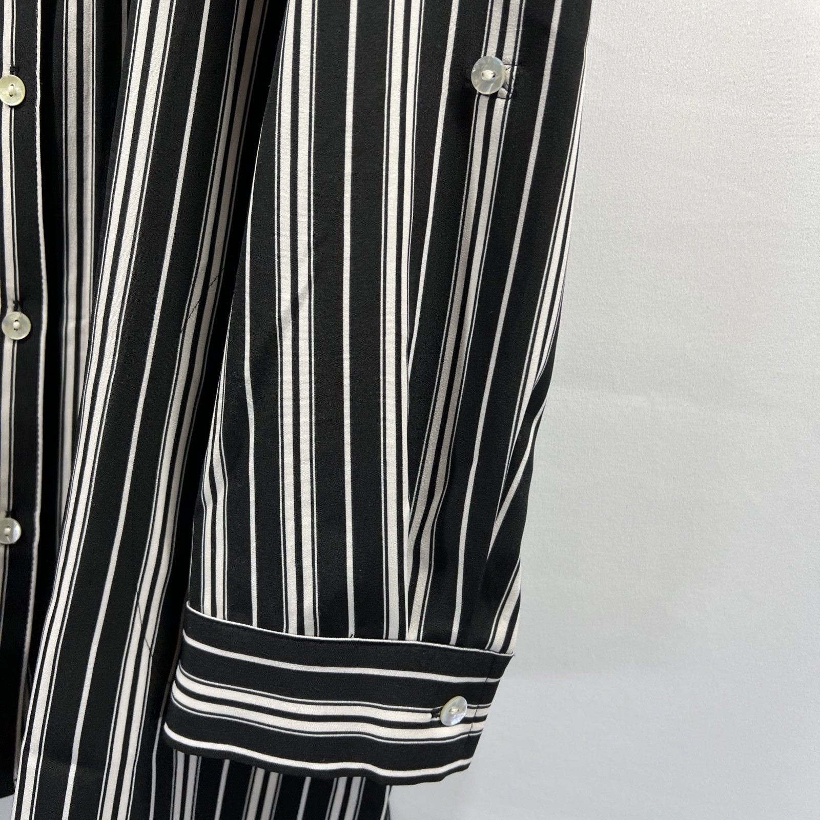 Susan Graver Blouse Tunic Size Large Black White Stripe Button Up Long Sleeves