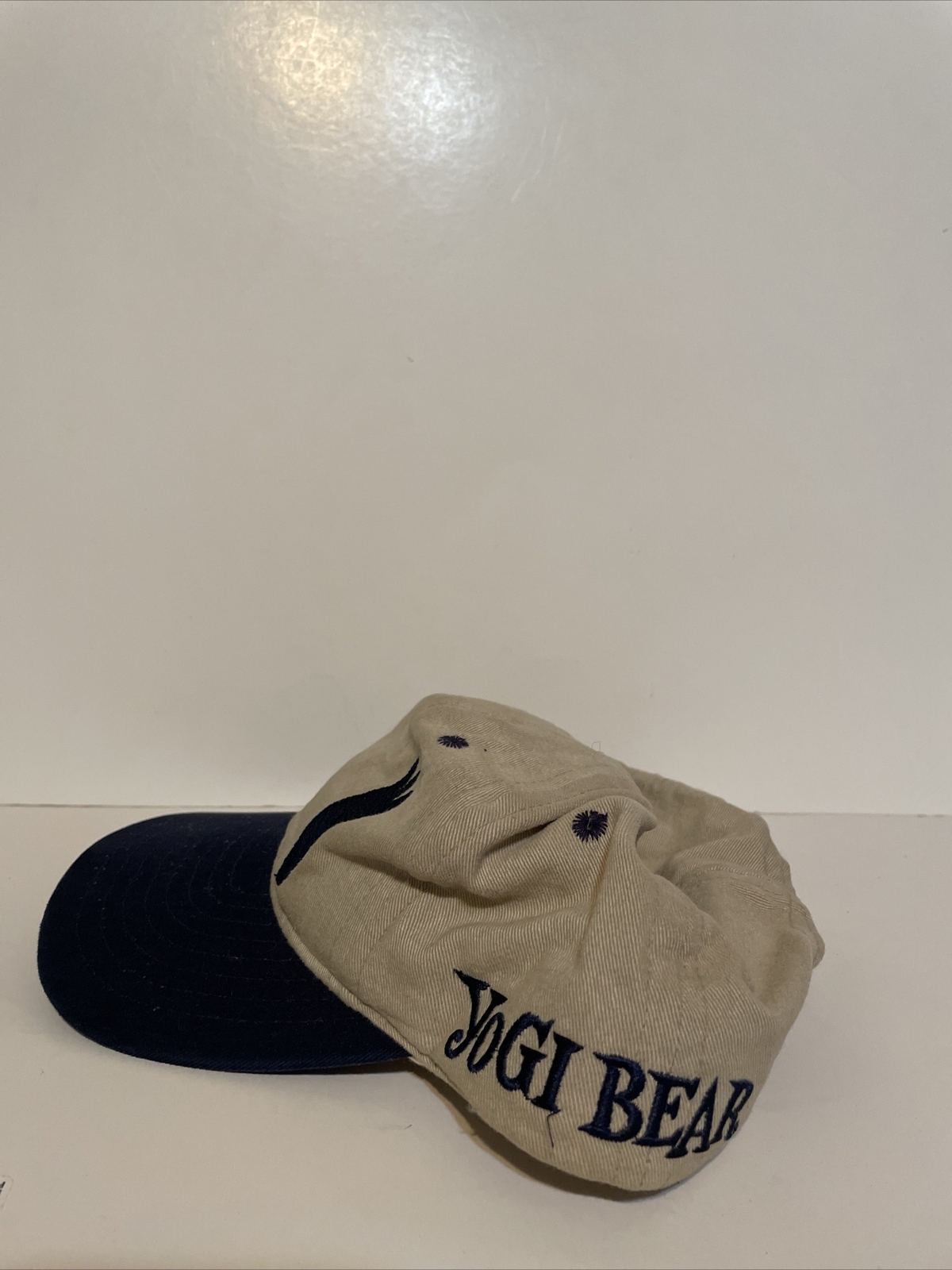 Vintage 90’s Yogi Bear Snapback Hat Embroidered
