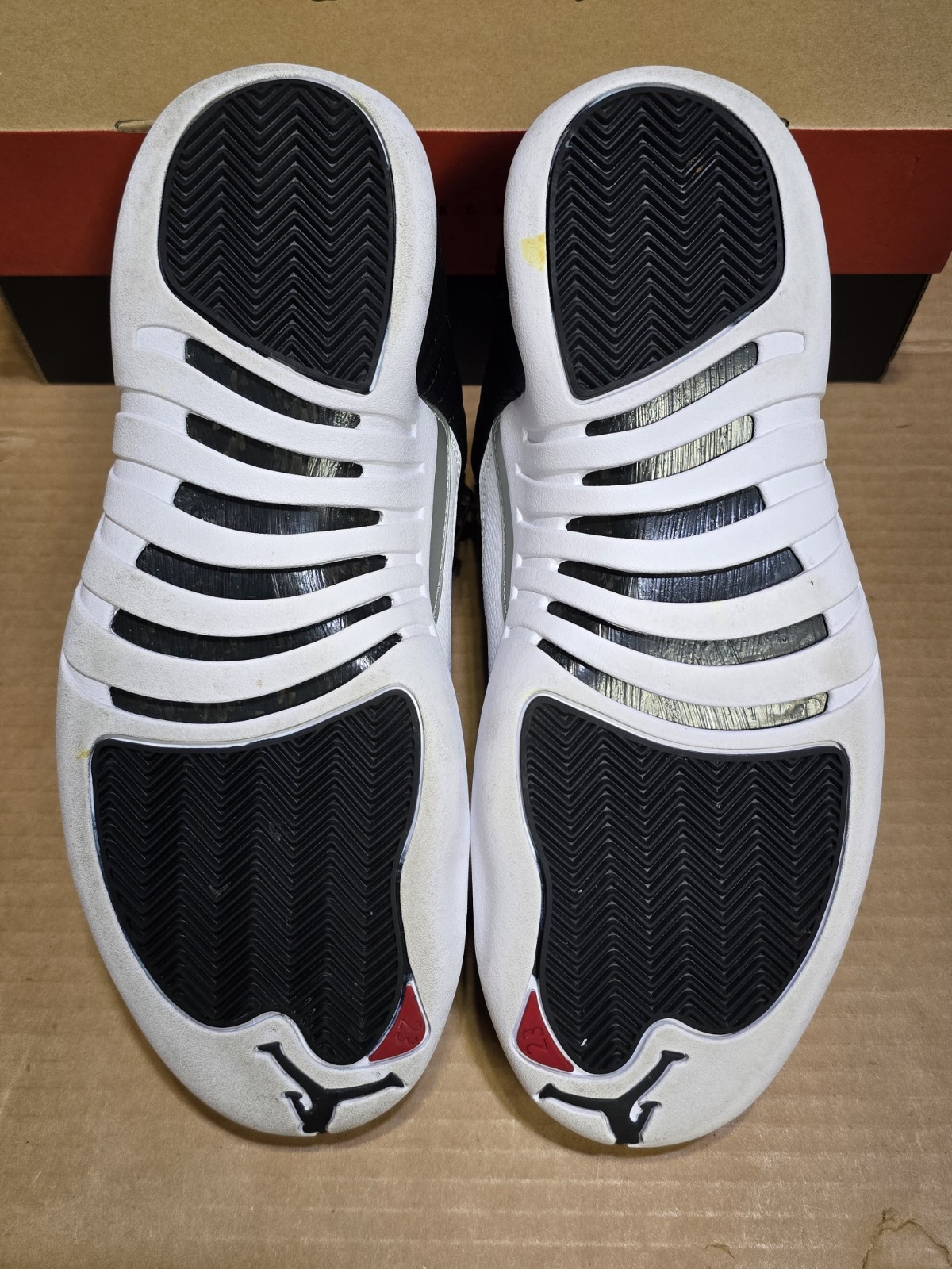 Size 10 – Jordan 12 Retro Mid Playoff 2022