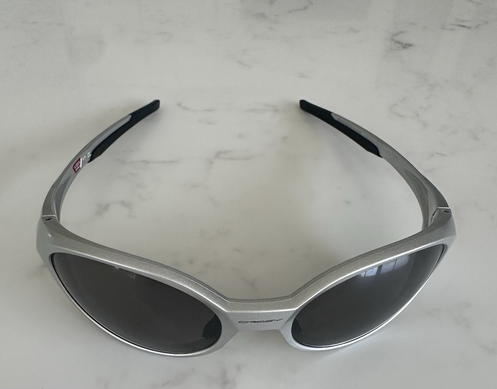 Oakley Eye Jacket Redux Polarized Silver Sunglasses OO9438-0158 137mm $249 NWOT