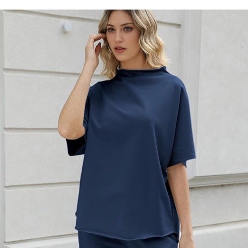 Ladies 3/4 Sleeve Batwing Navy Casual Top. Size XL. NWT