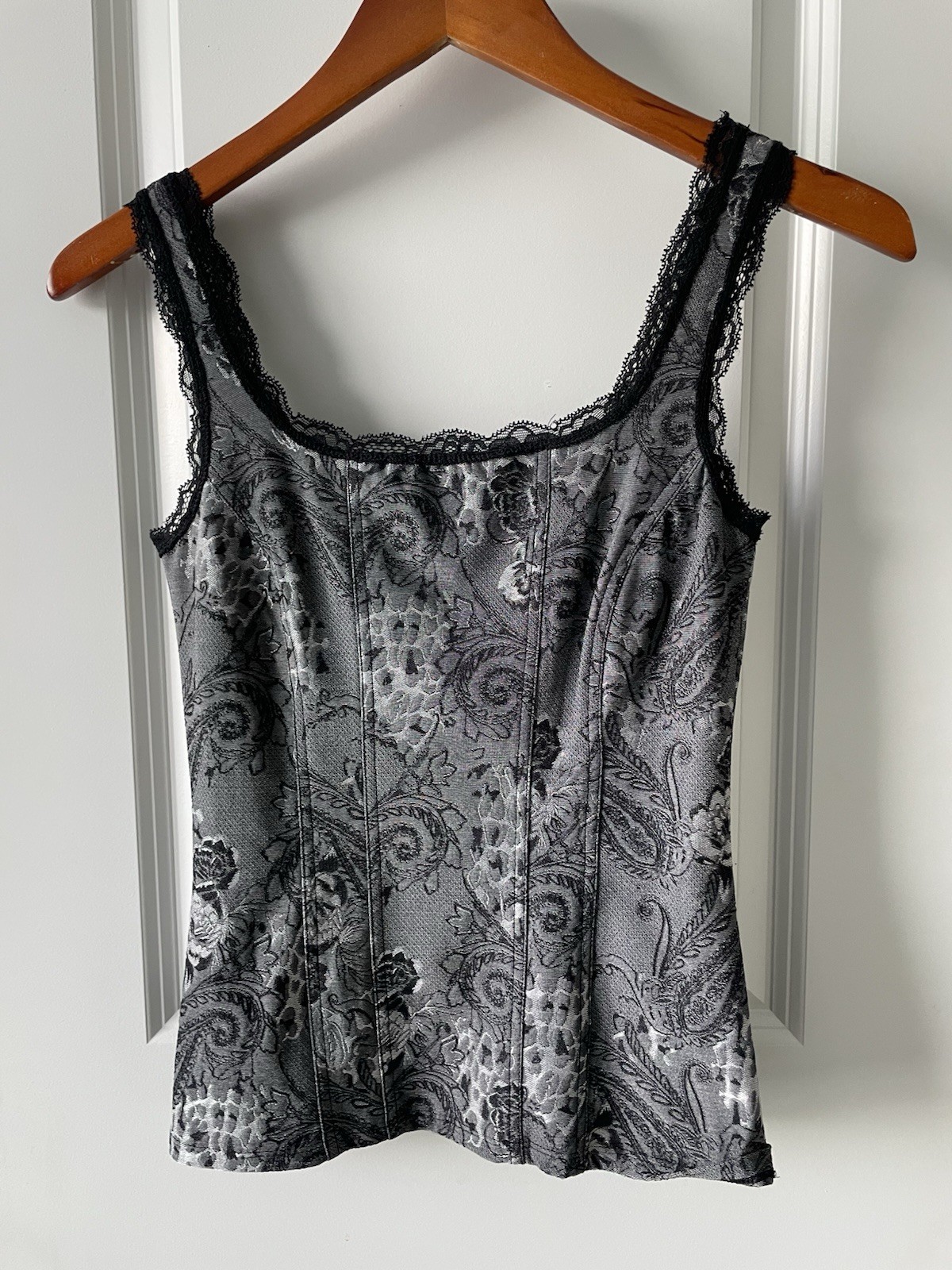 White House Black Market WHBM Black And Gray Paisley Corset Tank Top XXS