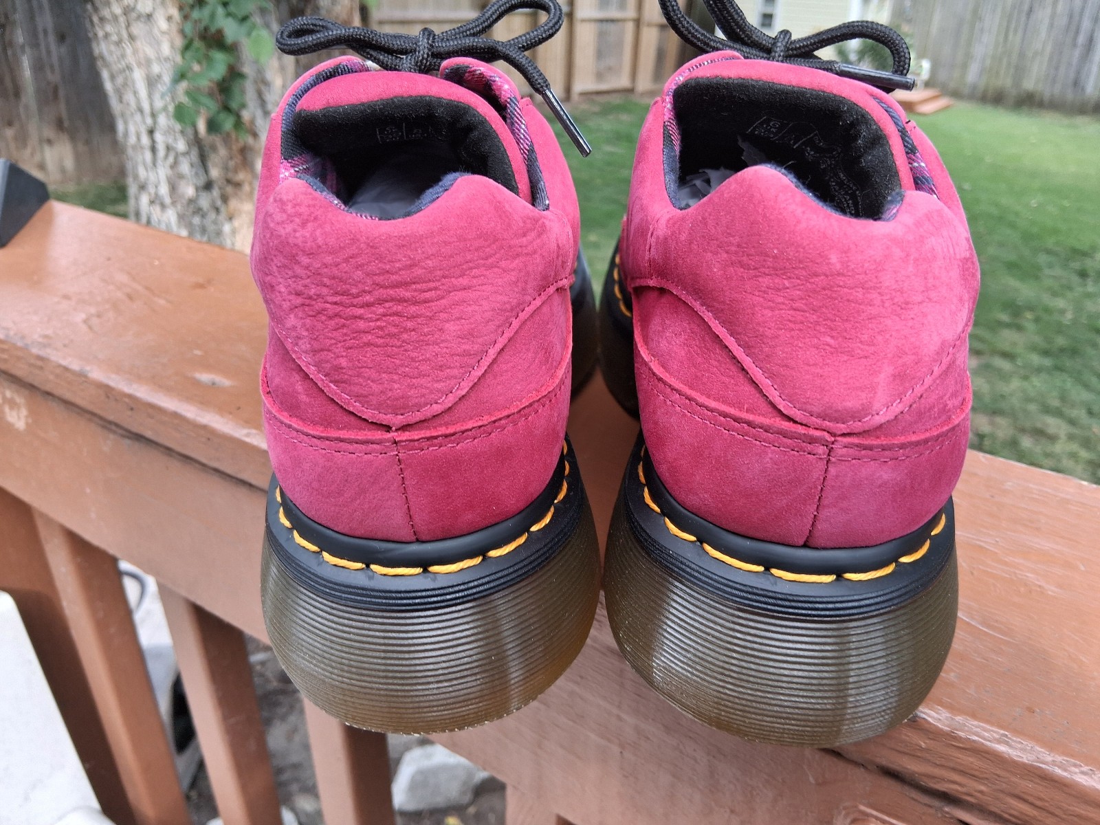 NEW! WOMENS DR MARTENS DMS BUZZ 51 FUSHIA SUEDE OXFORD SHOES SZ 8 NJ004